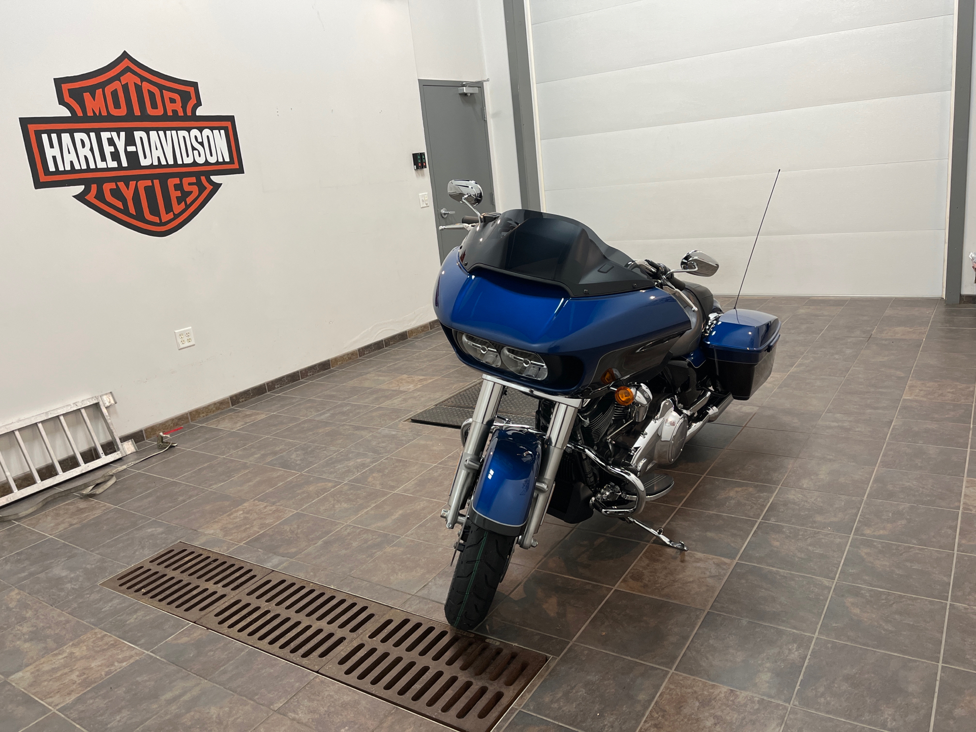 2022 Harley-Davidson Road Glide® Special in Alexandria, Minnesota - Photo 5