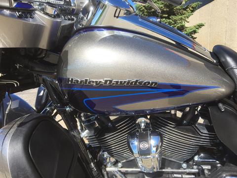 2017 Harley-Davidson CVO™ Limited in Alexandria, Minnesota - Photo 12