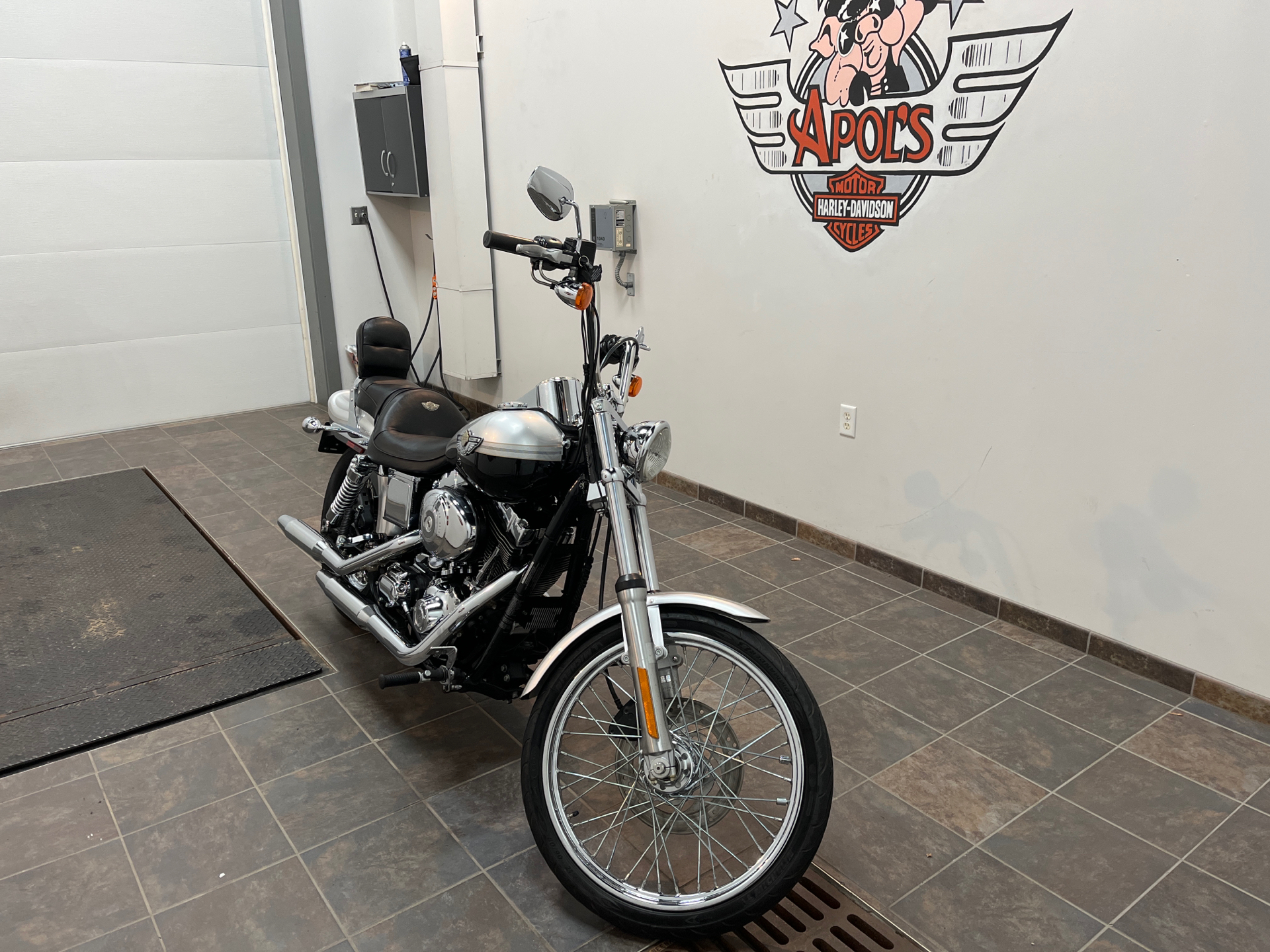 2003 Harley-Davidson FXDWG Dyna Wide Glide® in Alexandria, Minnesota - Photo 2