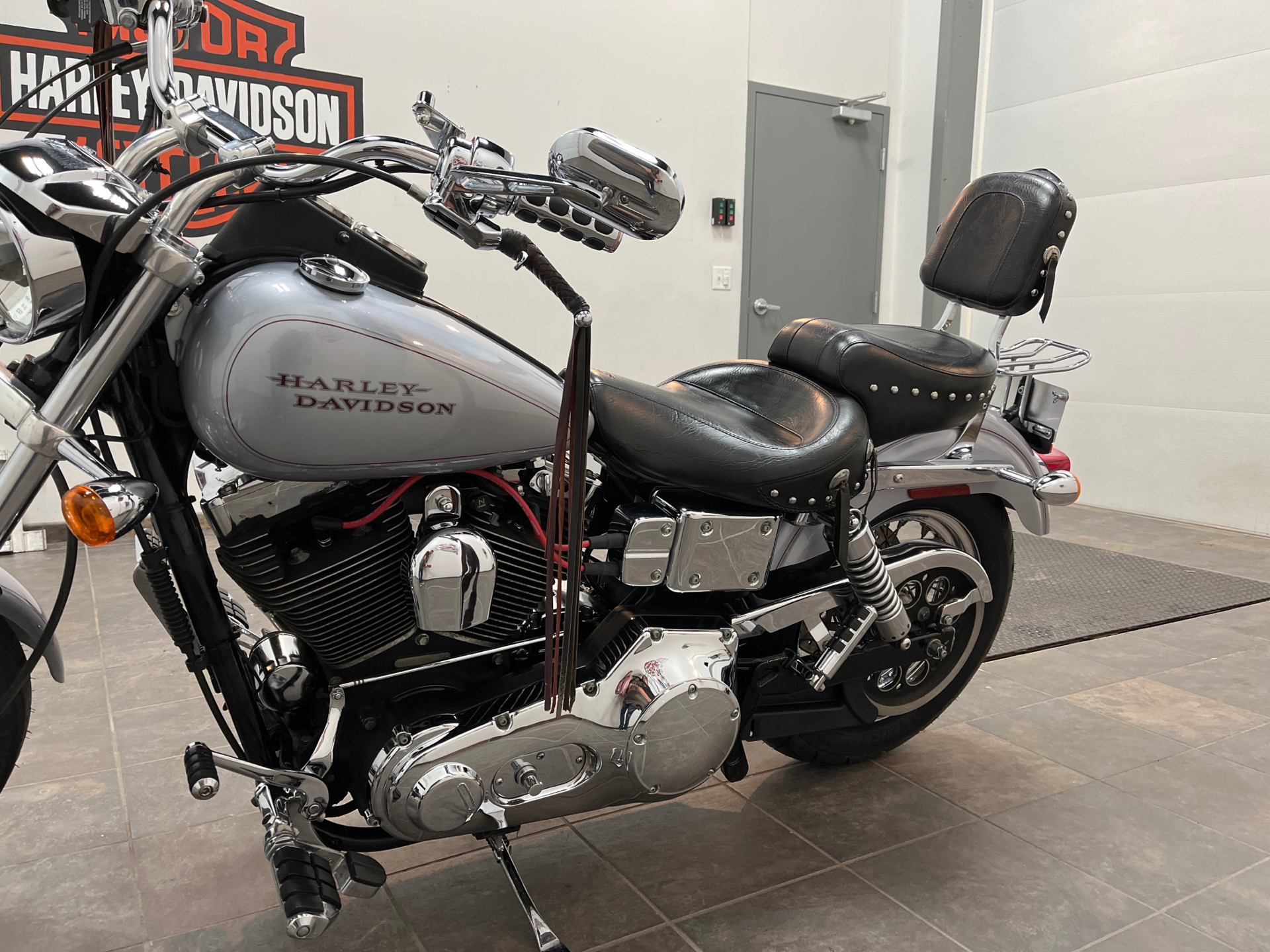 2002 Harley-Davidson FXDL  Dyna Low Rider® in Alexandria, Minnesota - Photo 5