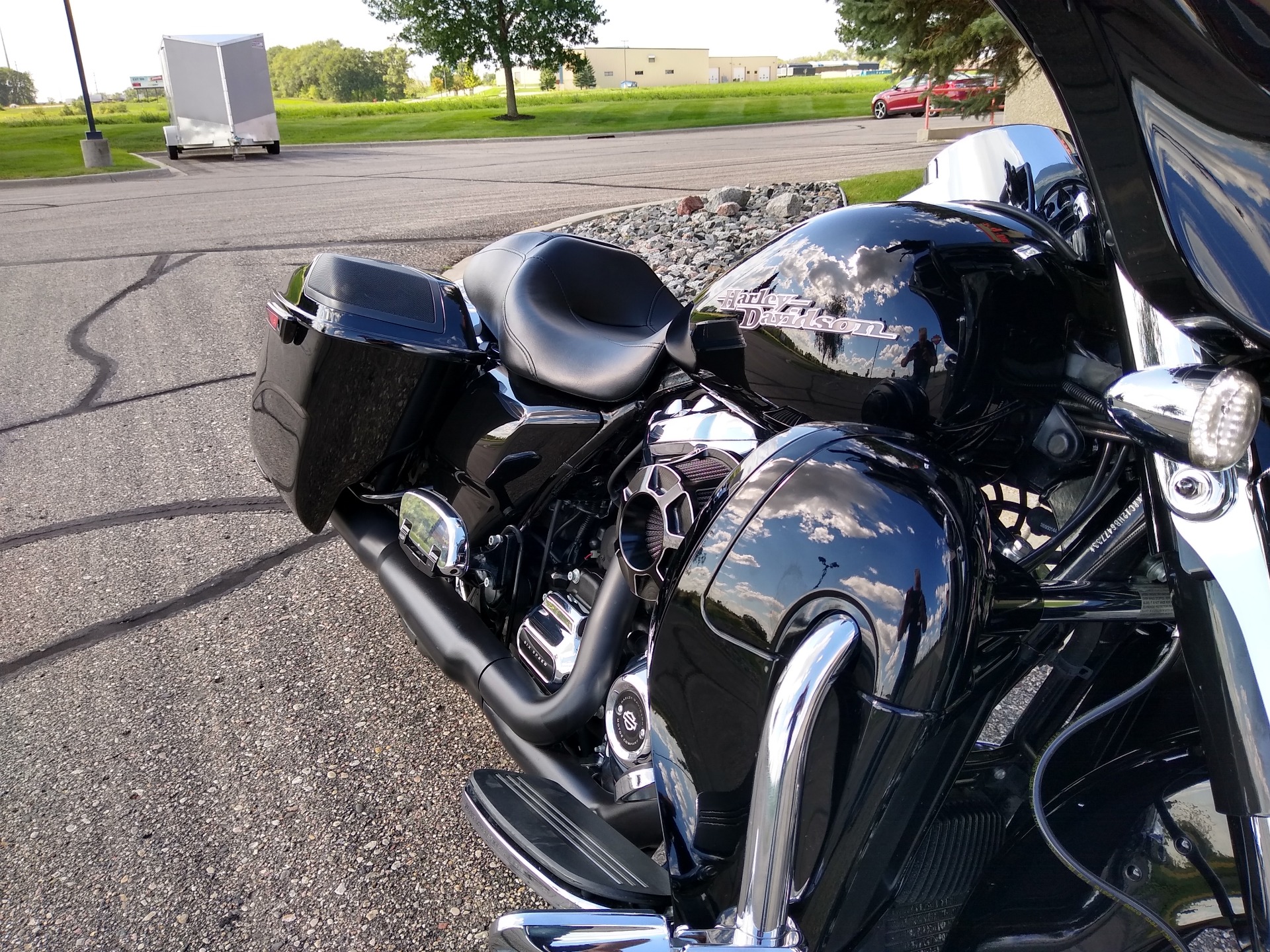 2017 Harley-Davidson Street Glide® Special in Alexandria, Minnesota - Photo 3