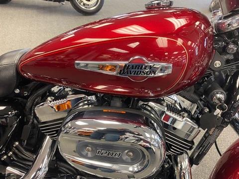 2017 Harley-Davidson 1200 Custom in Alexandria, Minnesota - Photo 5