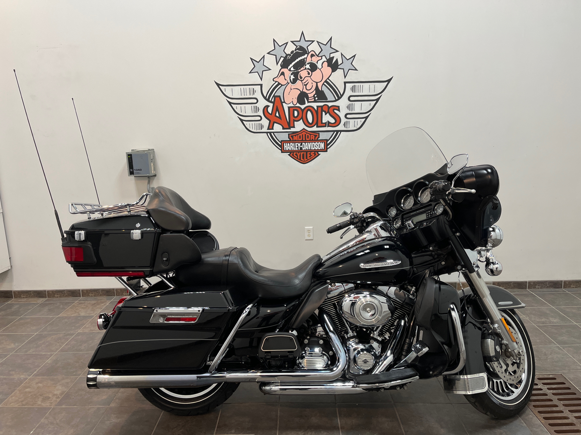 2013 Harley-Davidson Electra Glide® Ultra Limited in Alexandria, Minnesota - Photo 1