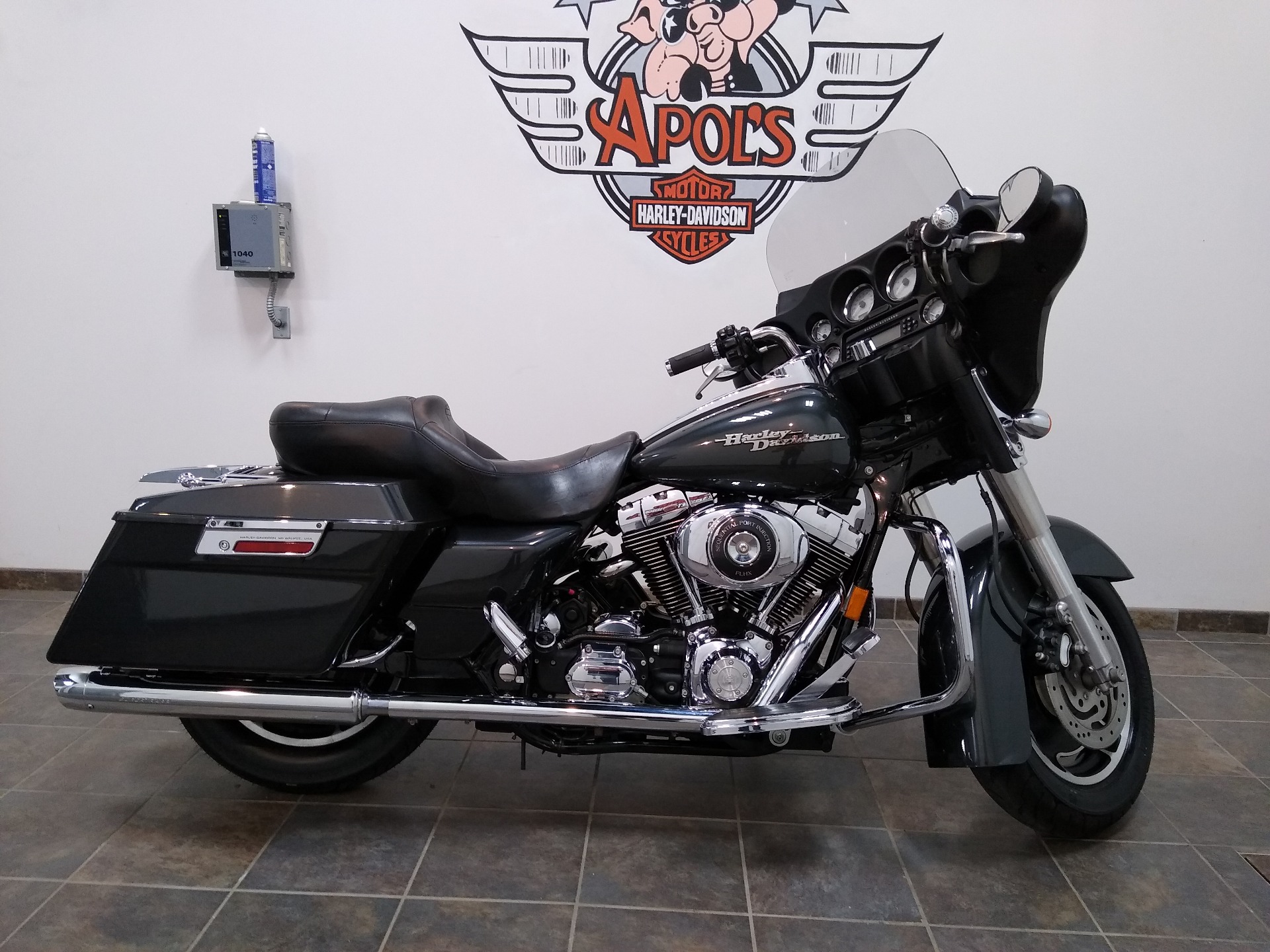 2006 street glide motor