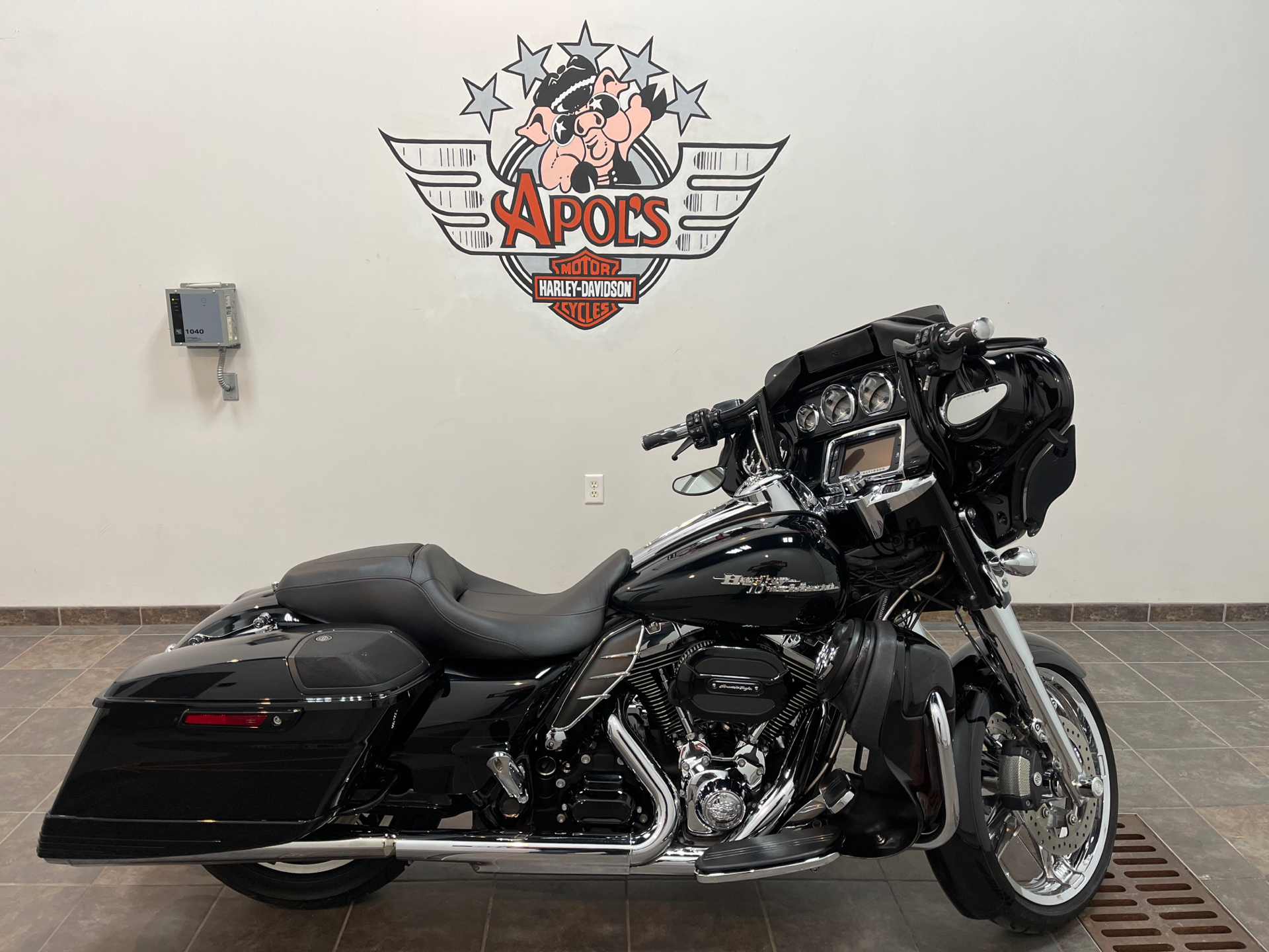 2014 Harley-Davidson Street Glide® Special in Alexandria, Minnesota - Photo 1