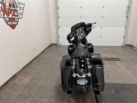 2014 Harley-Davidson Street Glide® Special in Alexandria, Minnesota - Photo 4
