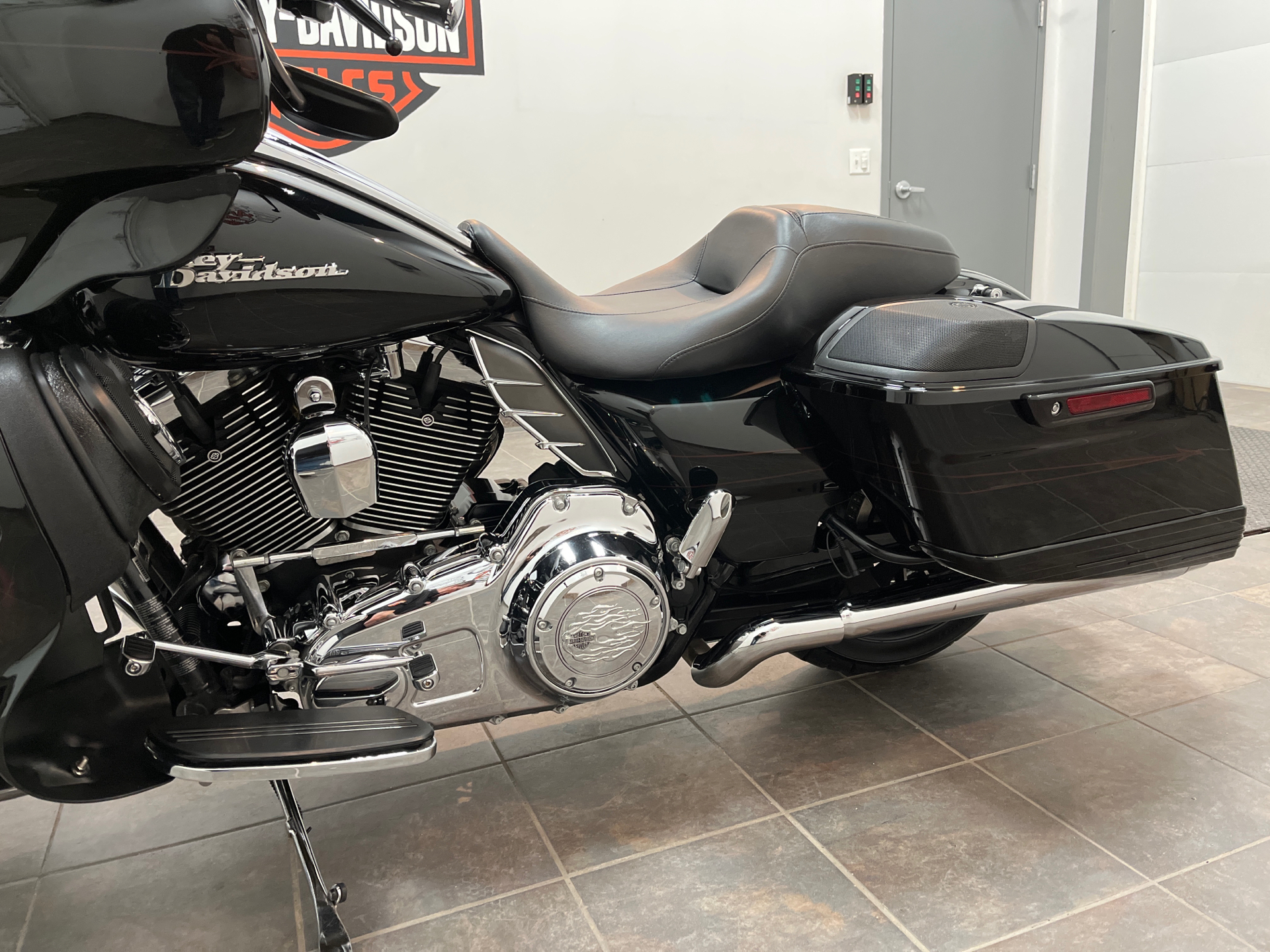 2014 Harley-Davidson Street Glide® Special in Alexandria, Minnesota - Photo 6