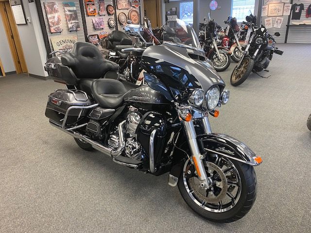 2014 Harley-Davidson Ultra Limited in Alexandria, Minnesota - Photo 2