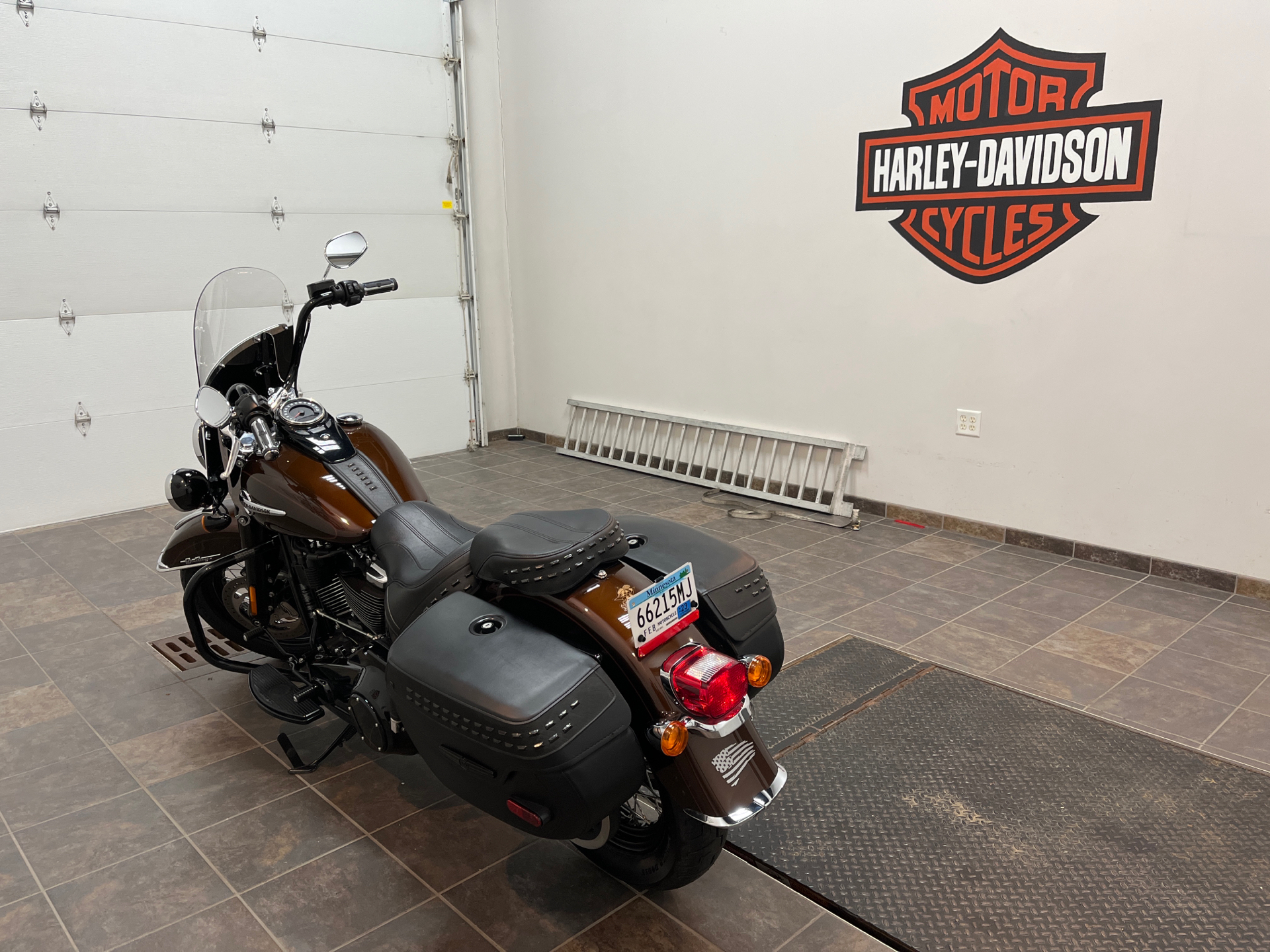 2019 Harley-Davidson Heritage Classic 107 in Alexandria, Minnesota - Photo 4