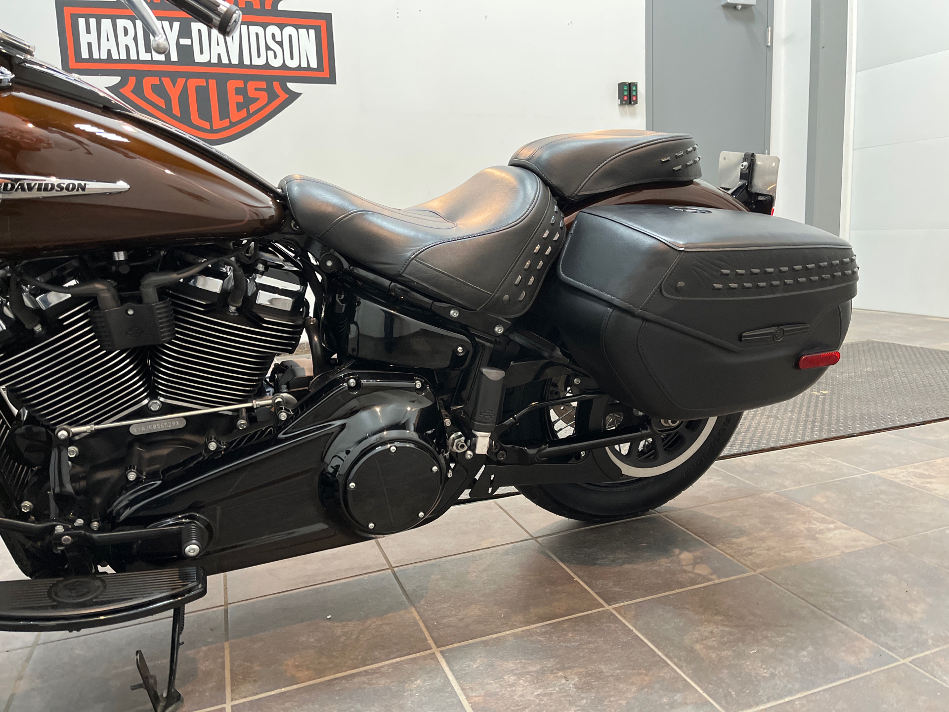 2019 Harley-Davidson Heritage Classic 107 in Alexandria, Minnesota - Photo 5