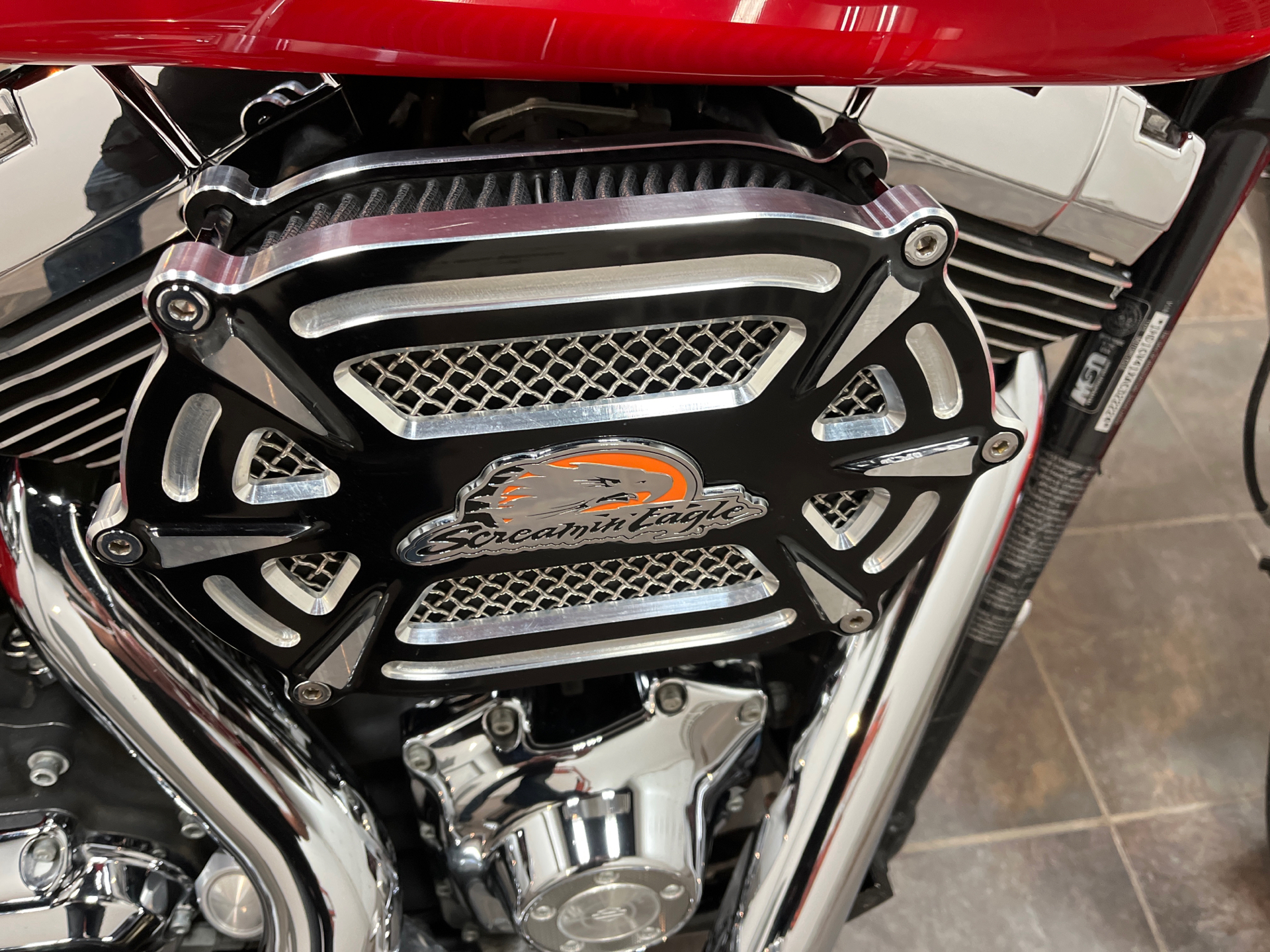 2010 Harley-Davidson Dyna® Super Glide® Custom in Alexandria, Minnesota - Photo 8
