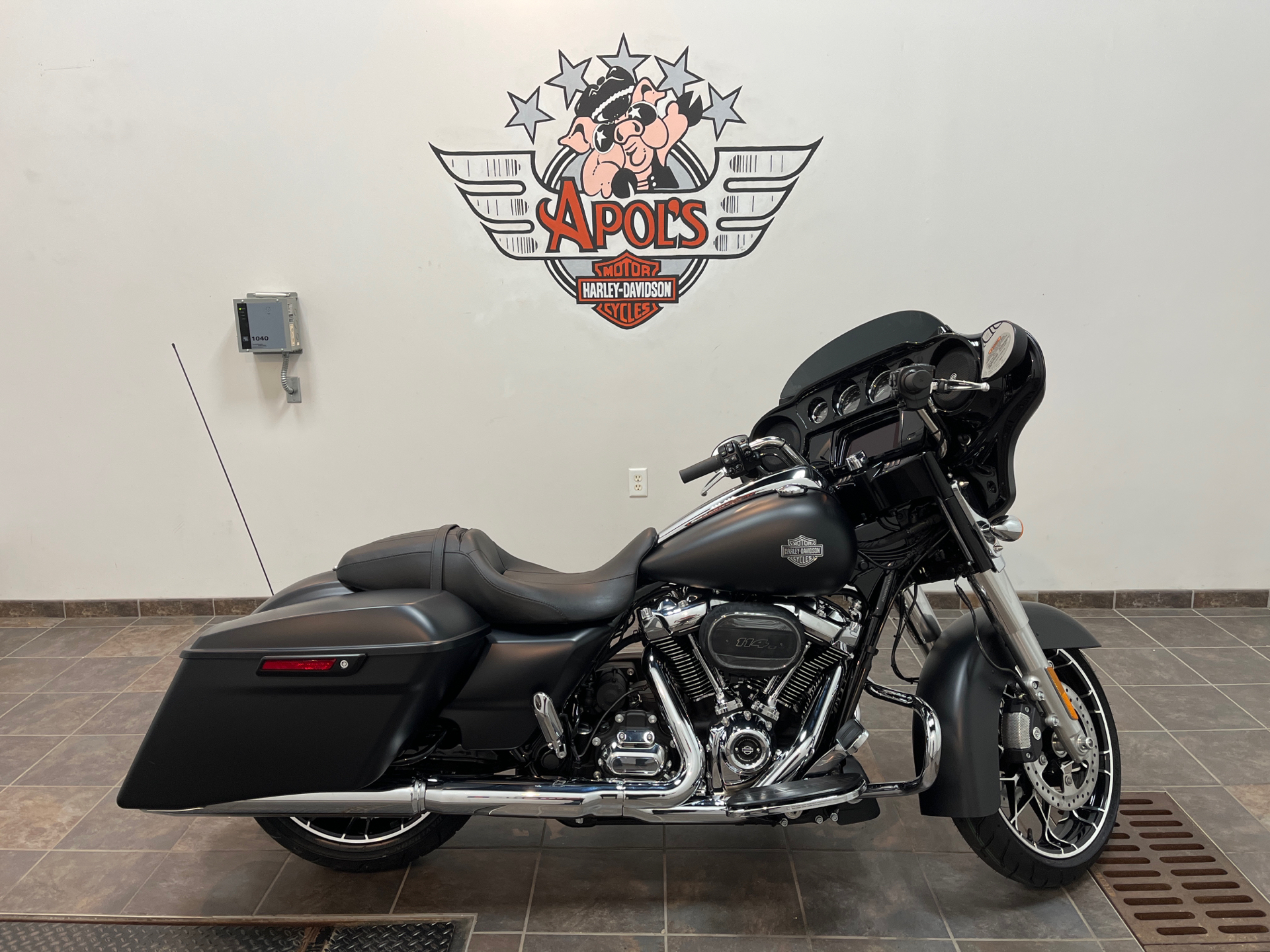 2022 Harley-Davidson Street Glide® Special in Alexandria, Minnesota - Photo 1