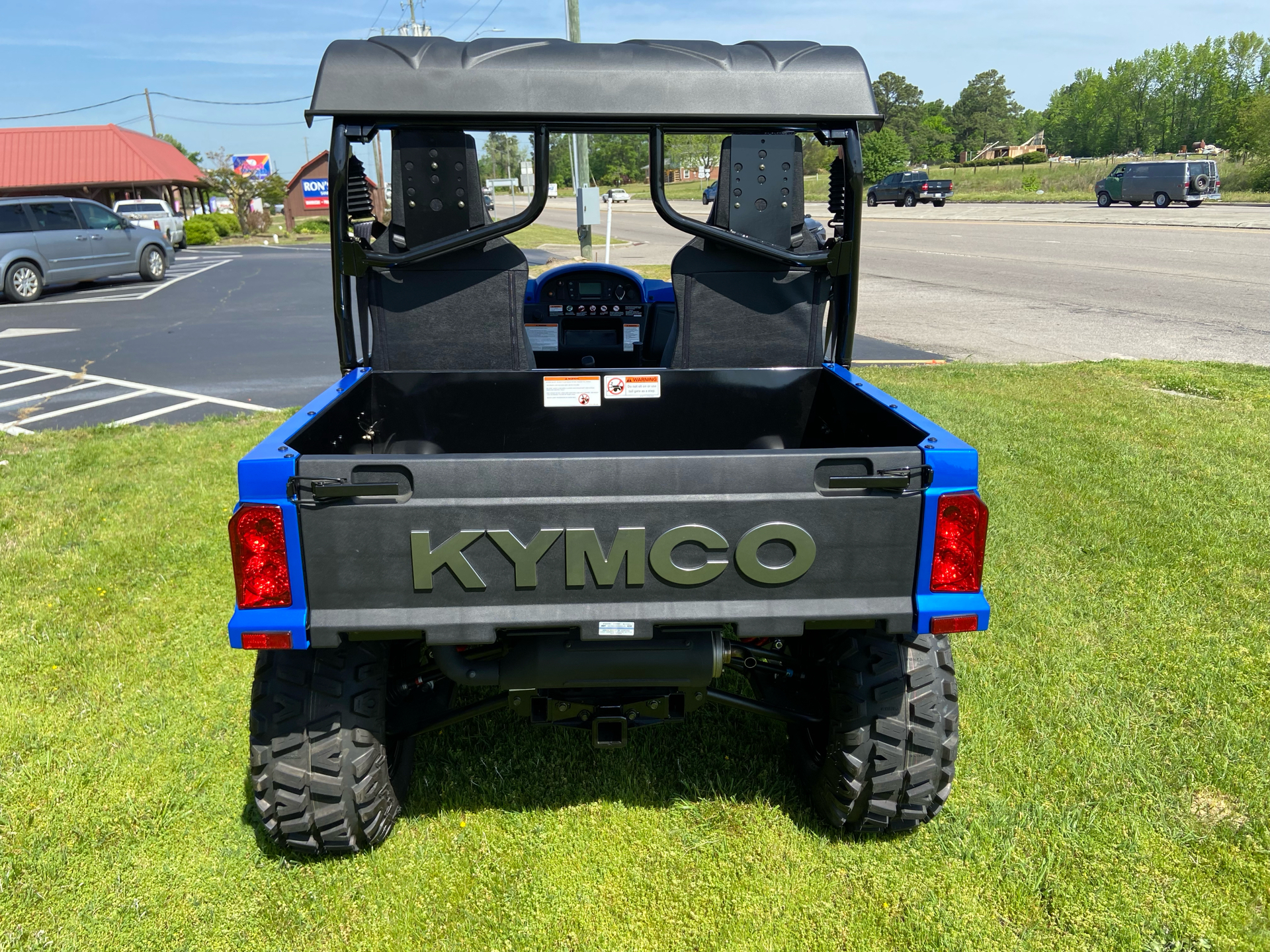 2023 Kymco UXV 700i LE EPS in Sanford, North Carolina - Photo 6