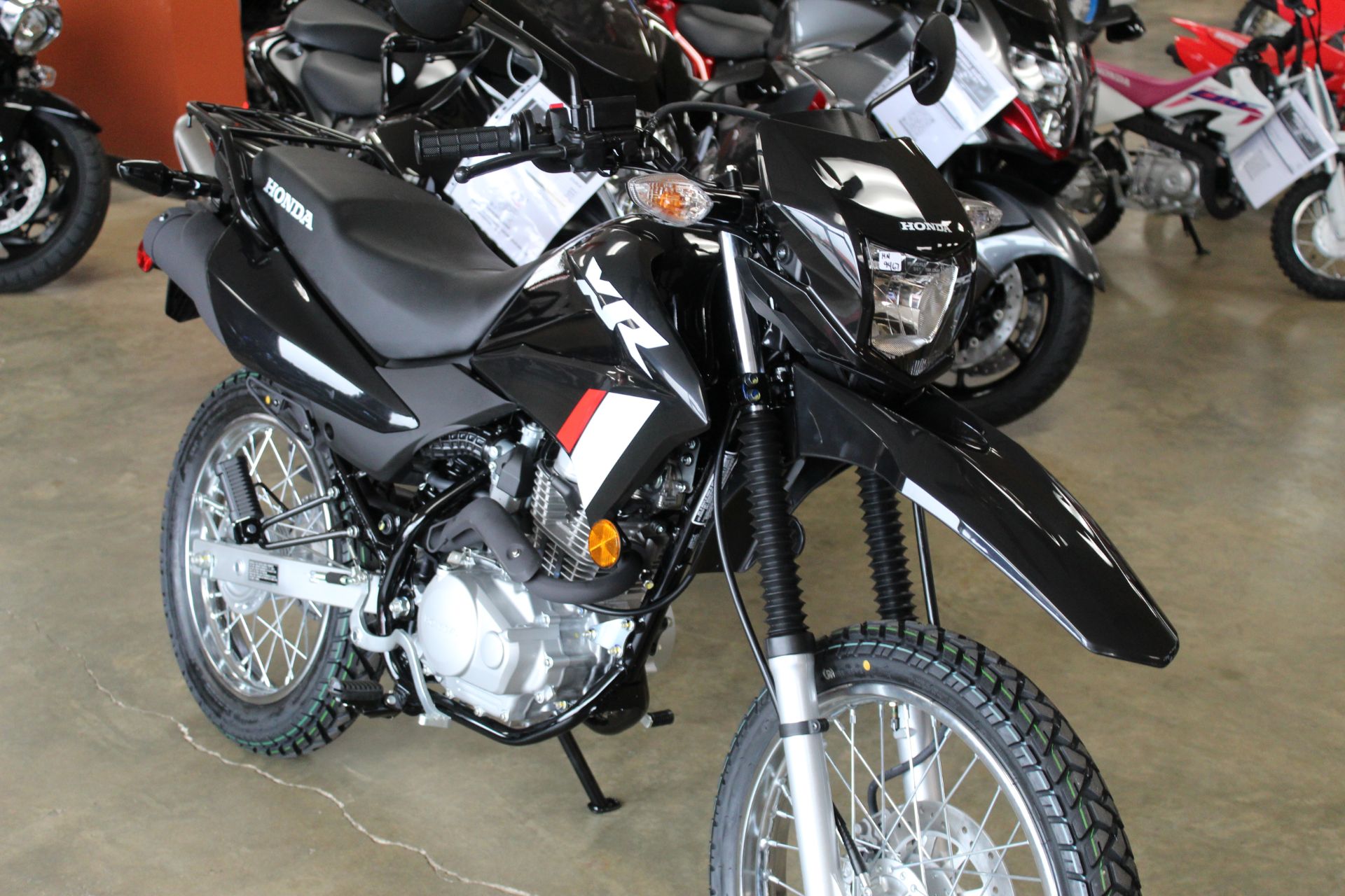 2024 Honda XR150L in Sanford, North Carolina - Photo 3