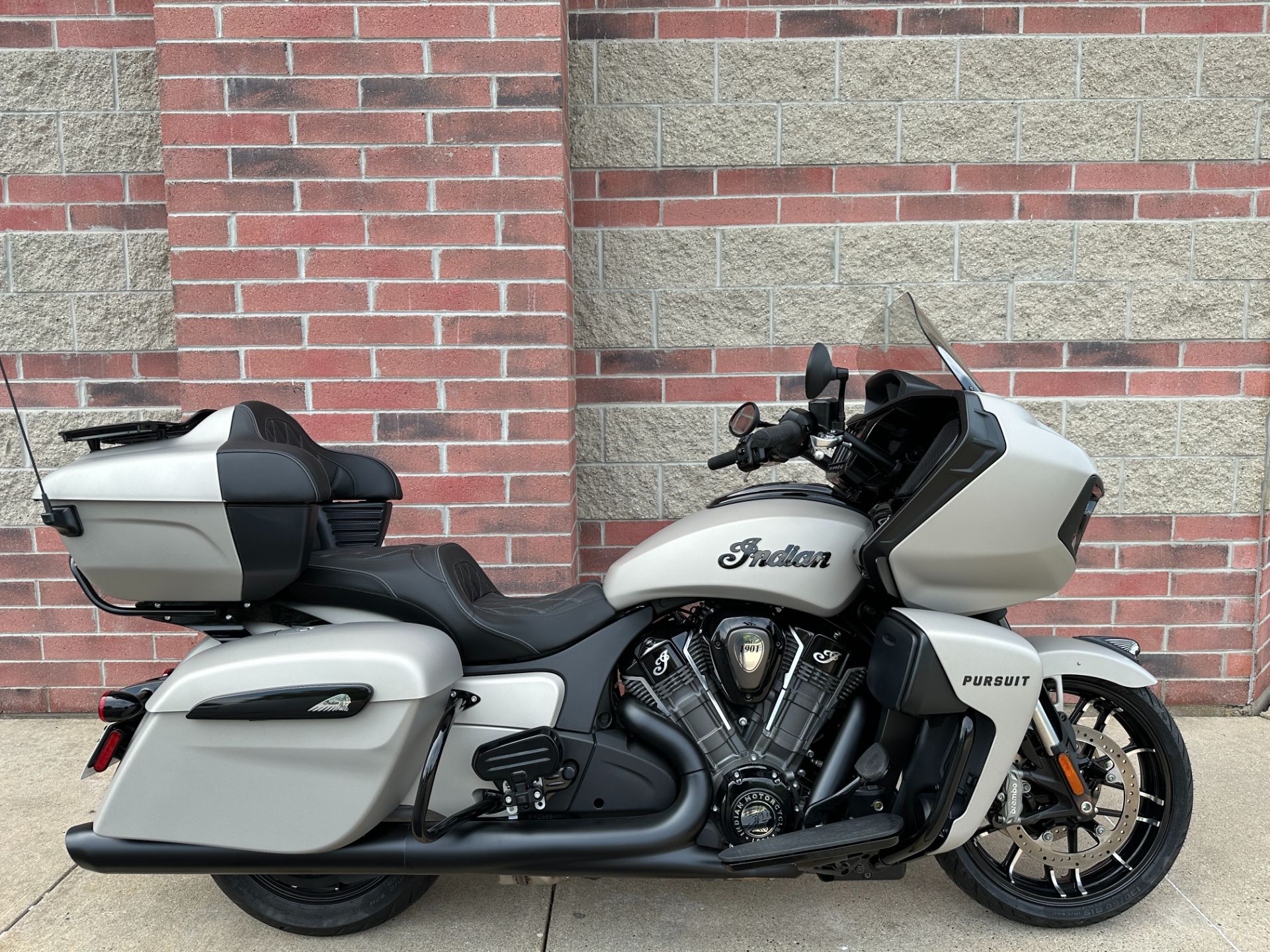 2023 Indian Motorcycle Pursuit® Dark Horse® in Muskego, Wisconsin - Photo 1