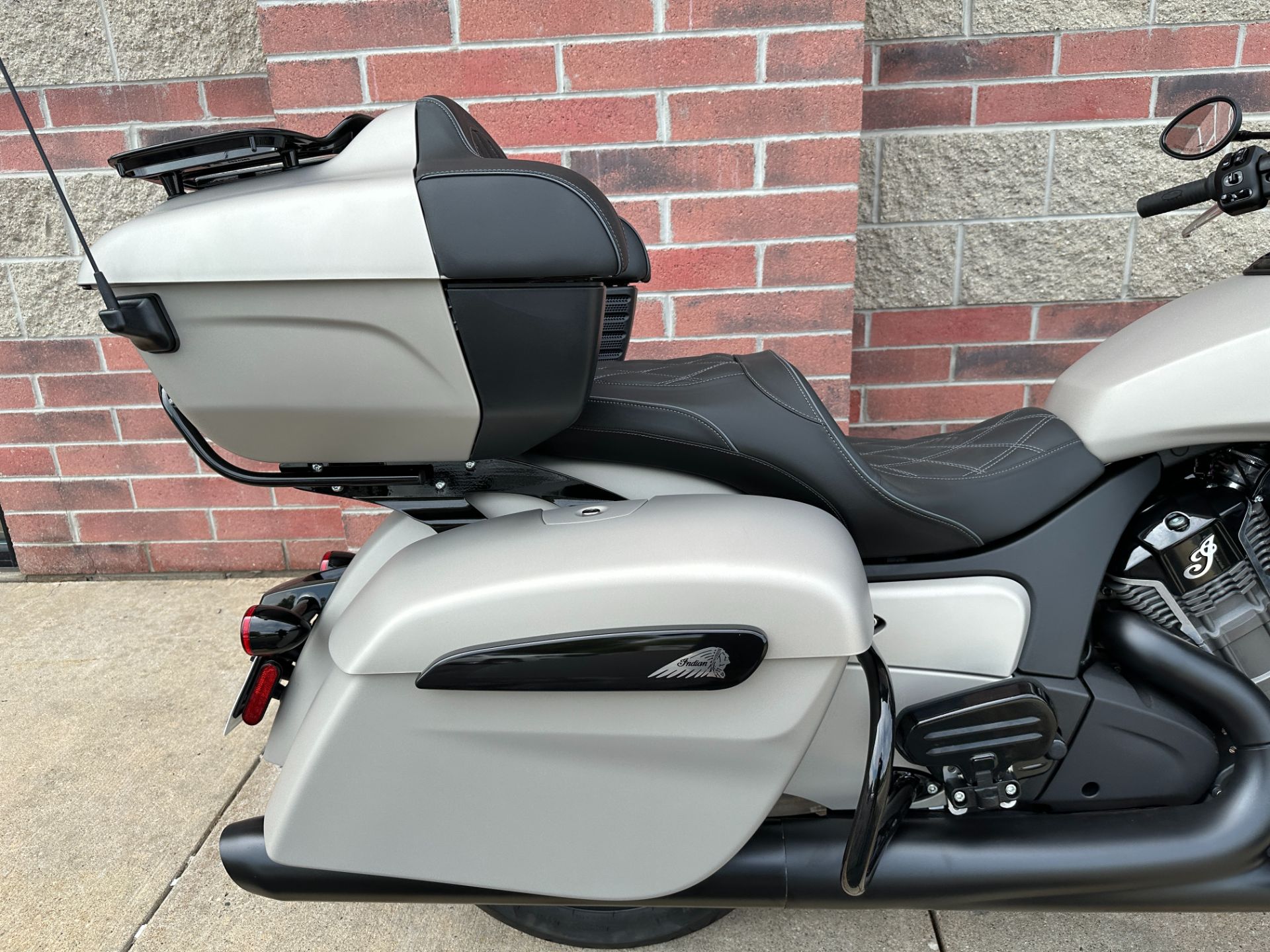 2023 Indian Motorcycle Pursuit® Dark Horse® in Muskego, Wisconsin - Photo 10
