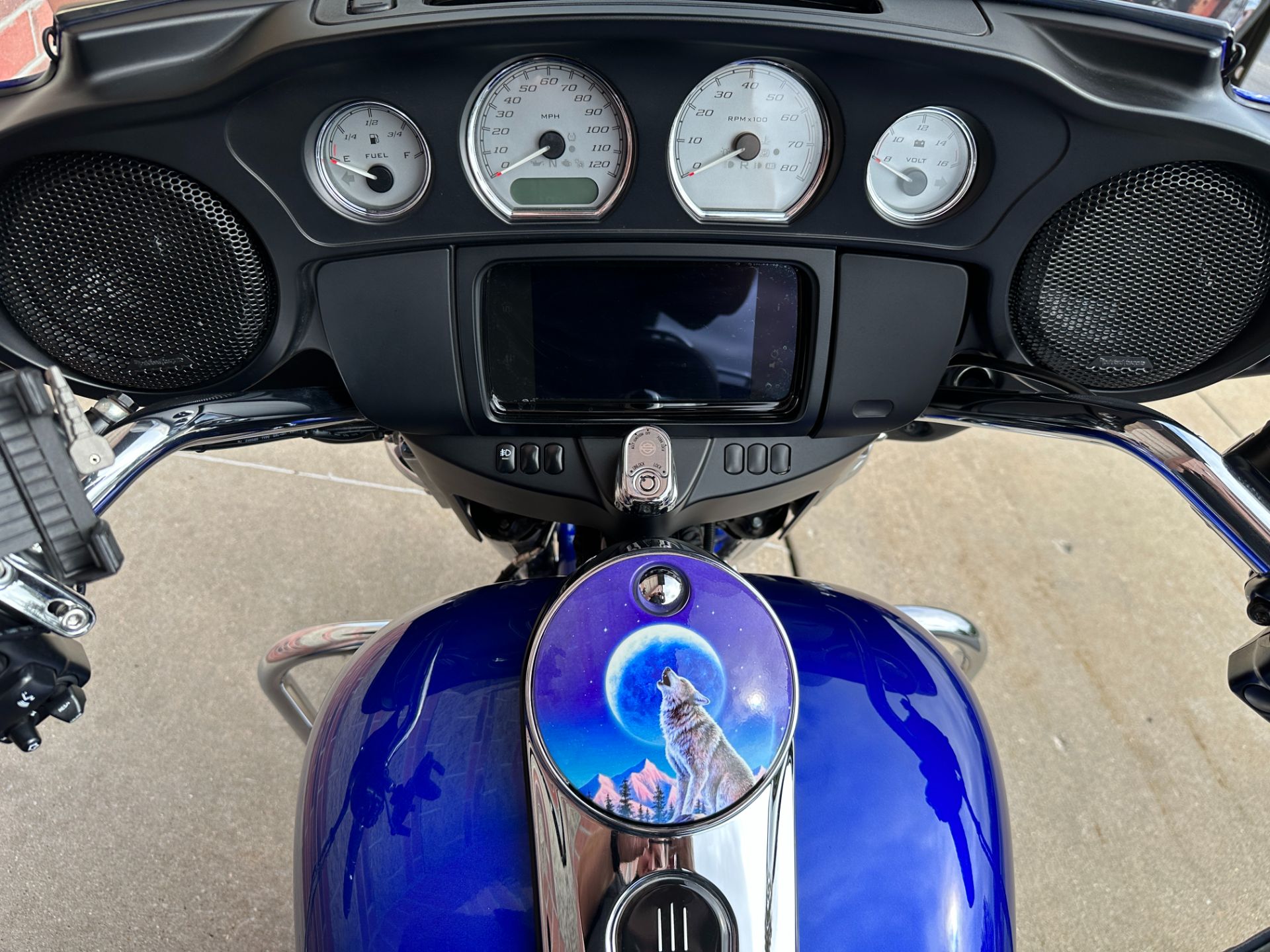 2019 Harley-Davidson Street Glide® in Muskego, Wisconsin - Photo 15