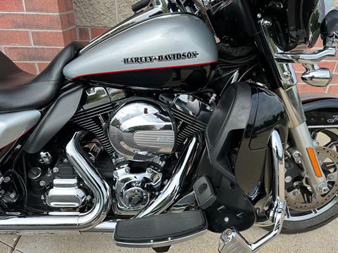 2015 Harley-Davidson Ultra Limited Low in Muskego, Wisconsin - Photo 5