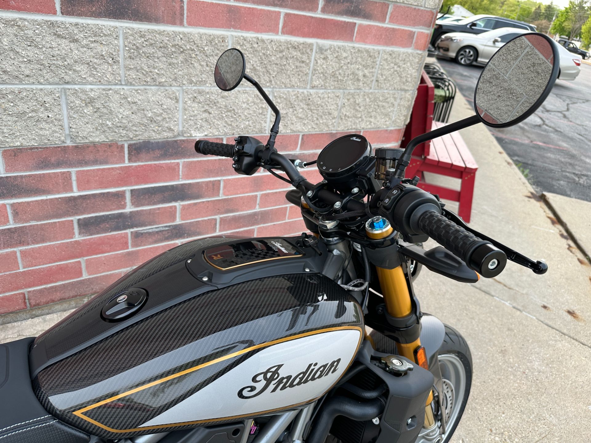 2023 Indian Motorcycle FTR R Carbon in Muskego, Wisconsin - Photo 6