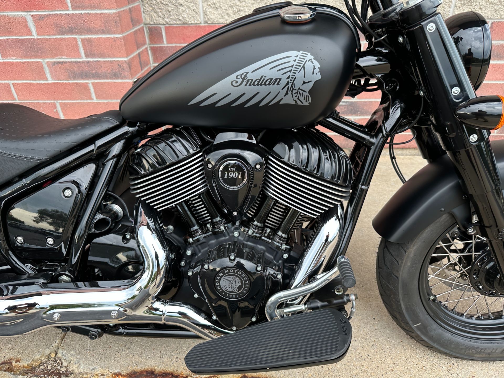 2022 Indian Motorcycle Chief Bobber Dark Horse® in Muskego, Wisconsin - Photo 5
