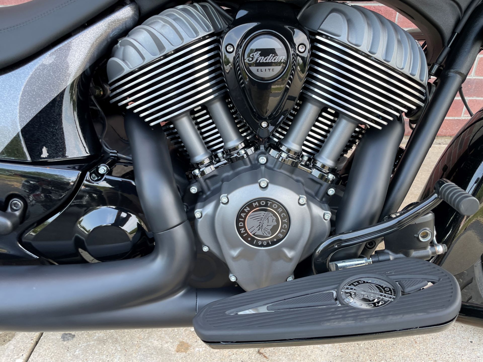 2021 Indian Chieftain® Elite in Muskego, Wisconsin - Photo 6