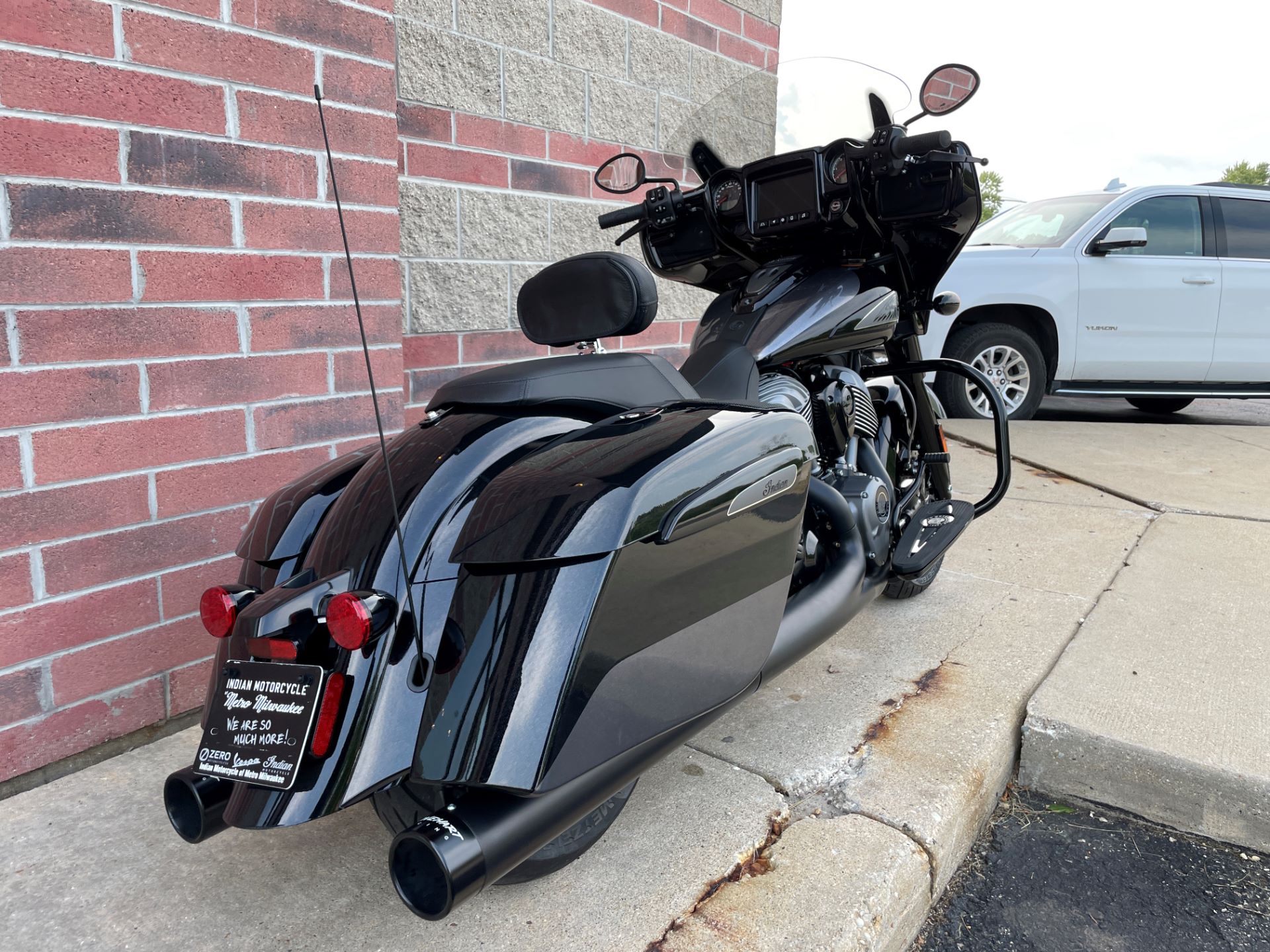 2021 Indian Chieftain® Elite in Muskego, Wisconsin - Photo 9