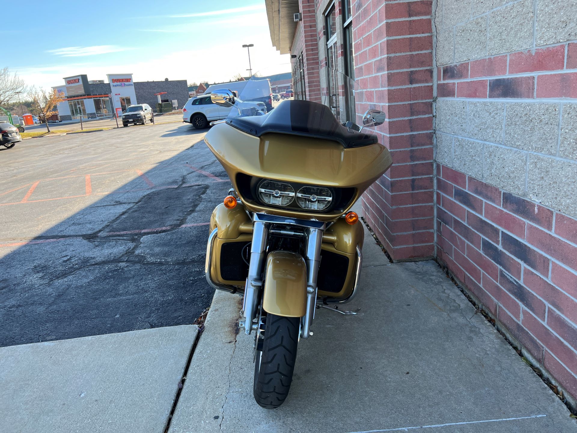 2017 Harley-Davidson Road Glide® Ultra in Muskego, Wisconsin - Photo 3