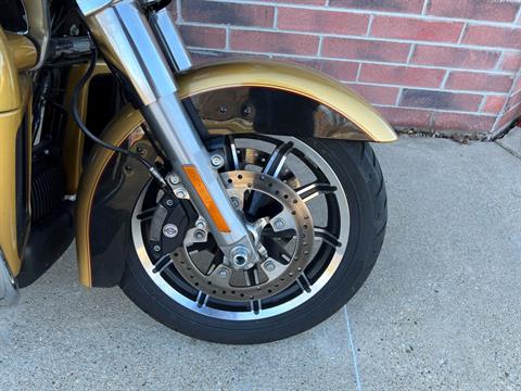2017 Harley-Davidson Road Glide® Ultra in Muskego, Wisconsin - Photo 5