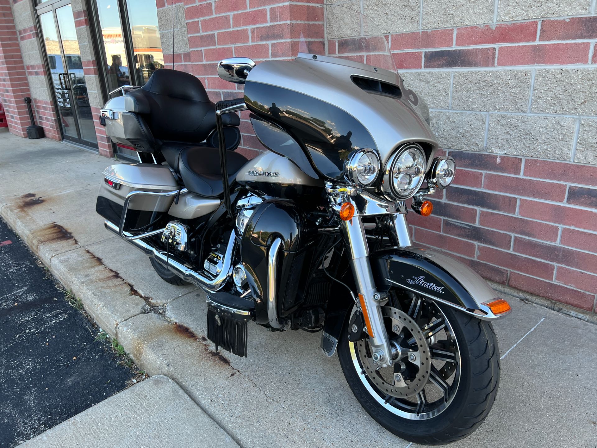 2018 Harley-Davidson Ultra Limited in Muskego, Wisconsin - Photo 2
