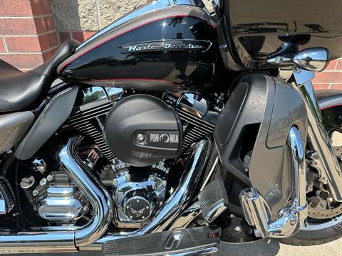 2016 Harley-Davidson Road Glide® Ultra in Muskego, Wisconsin - Photo 6