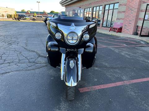 2018 Indian Roadmaster® ABS in Muskego, Wisconsin - Photo 3
