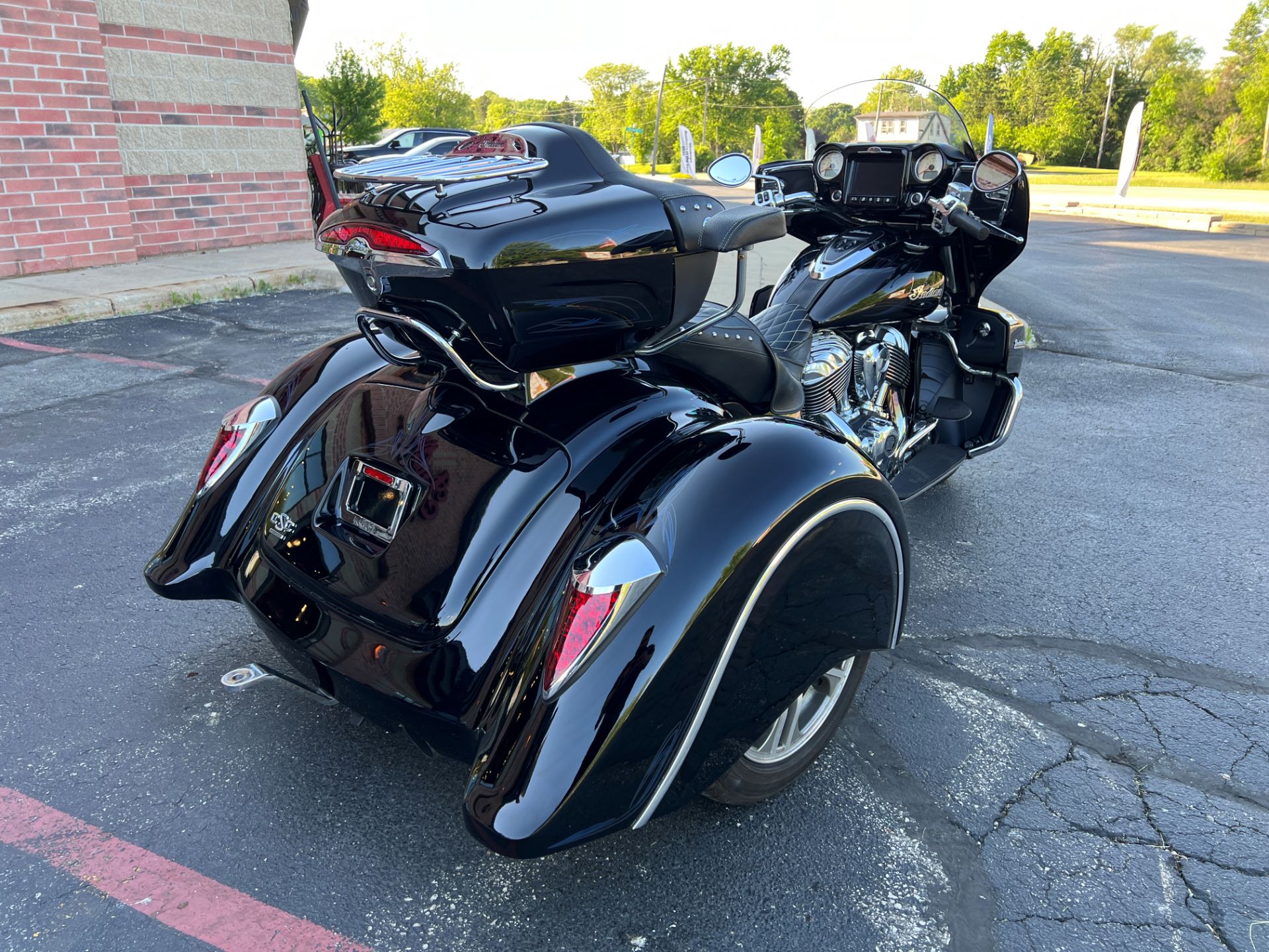 2018 Indian Roadmaster® ABS in Muskego, Wisconsin - Photo 9