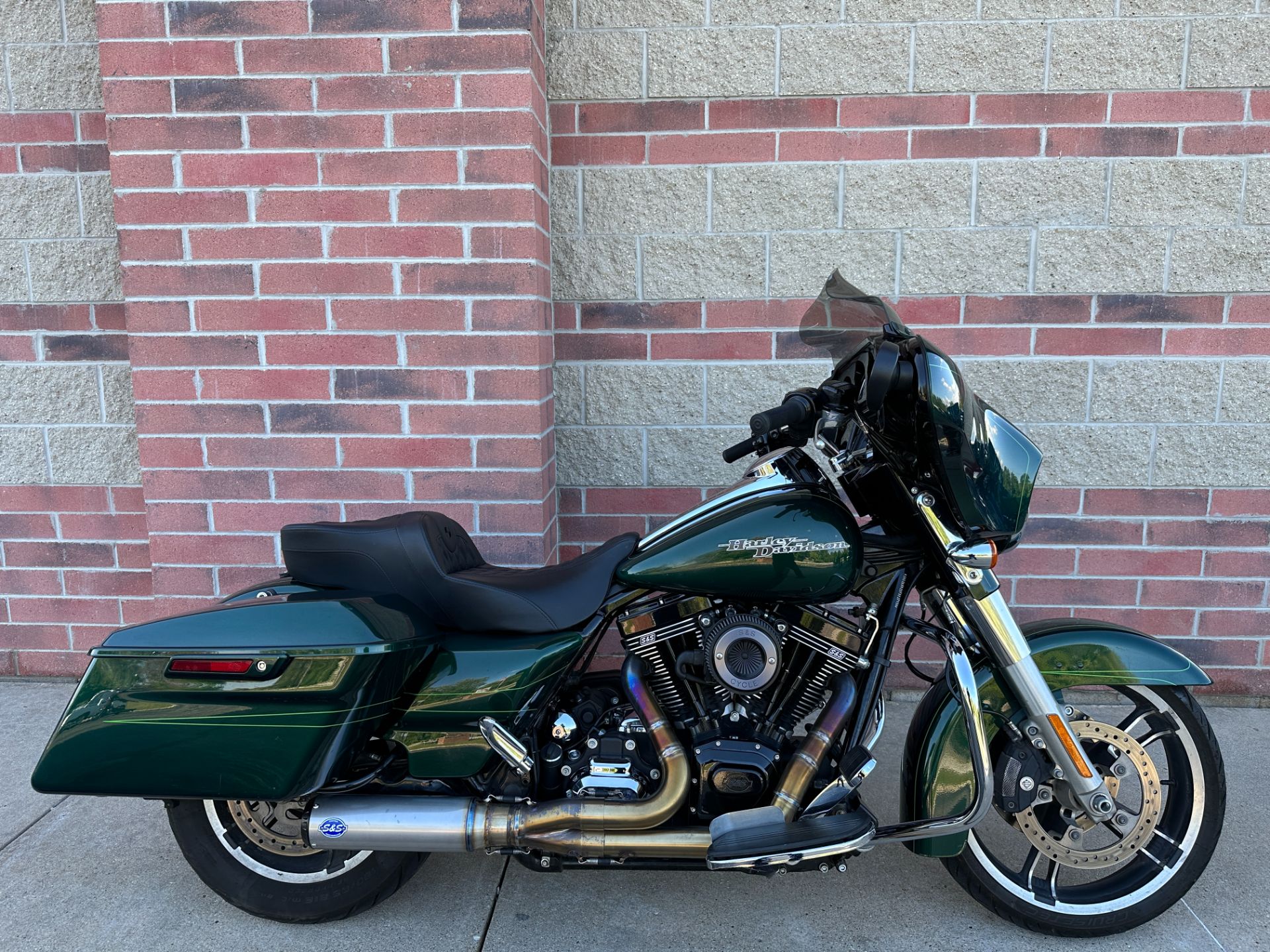 2015 Harley-Davidson Street Glide® in Muskego, Wisconsin - Photo 1