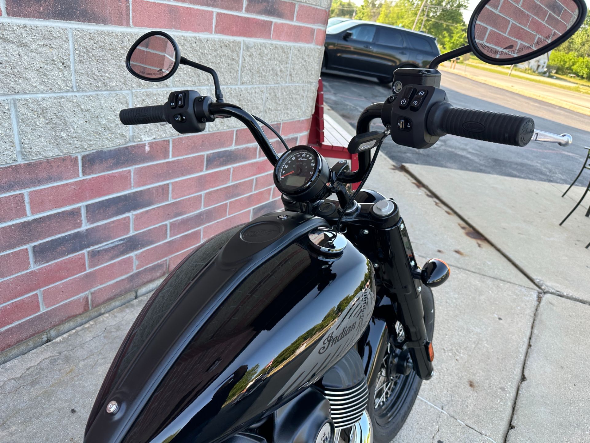 2023 Indian Motorcycle Chief Bobber ABS in Muskego, Wisconsin - Photo 8