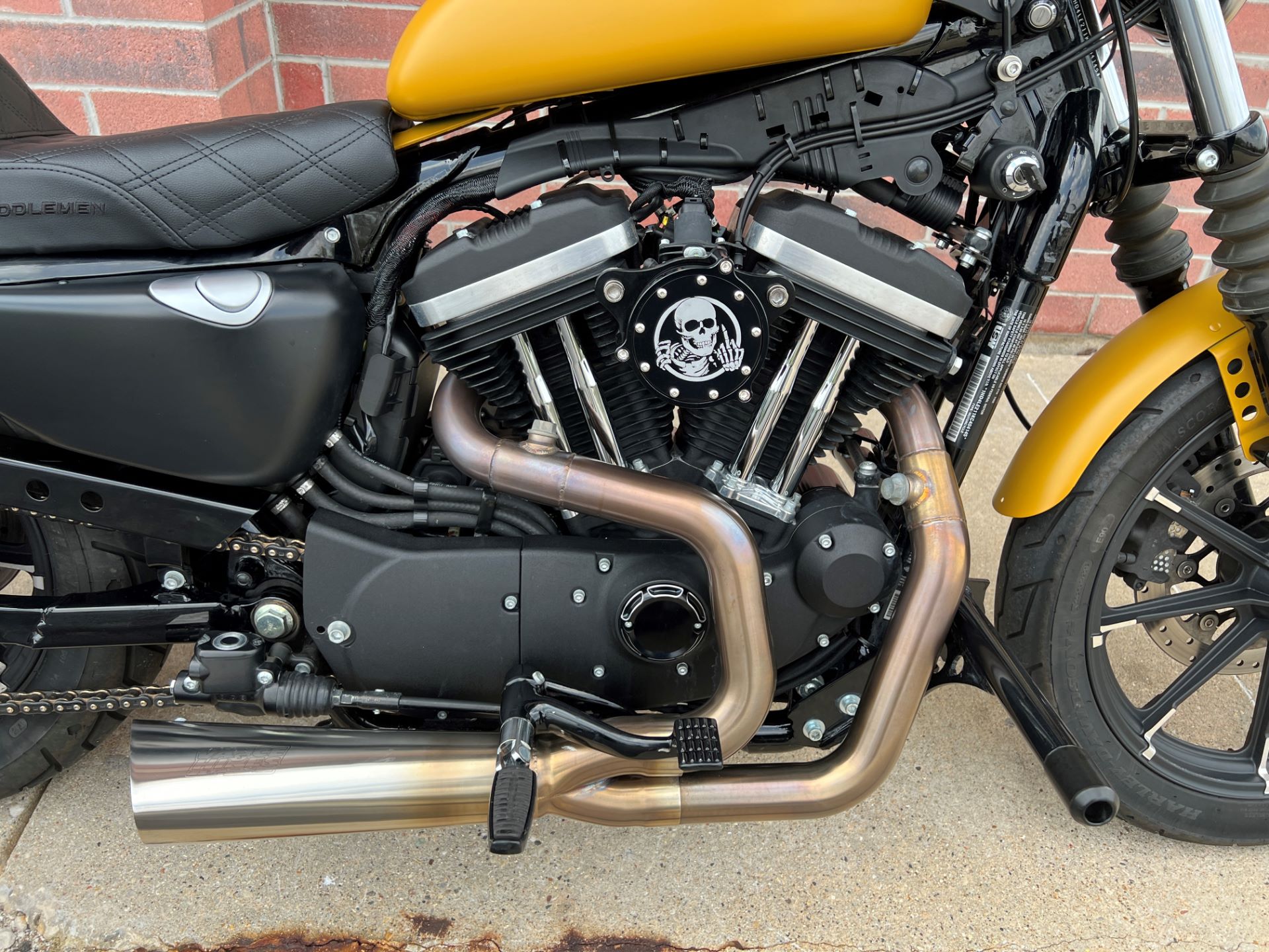 2019 Harley-Davidson Iron 883™ in Muskego, Wisconsin - Photo 5