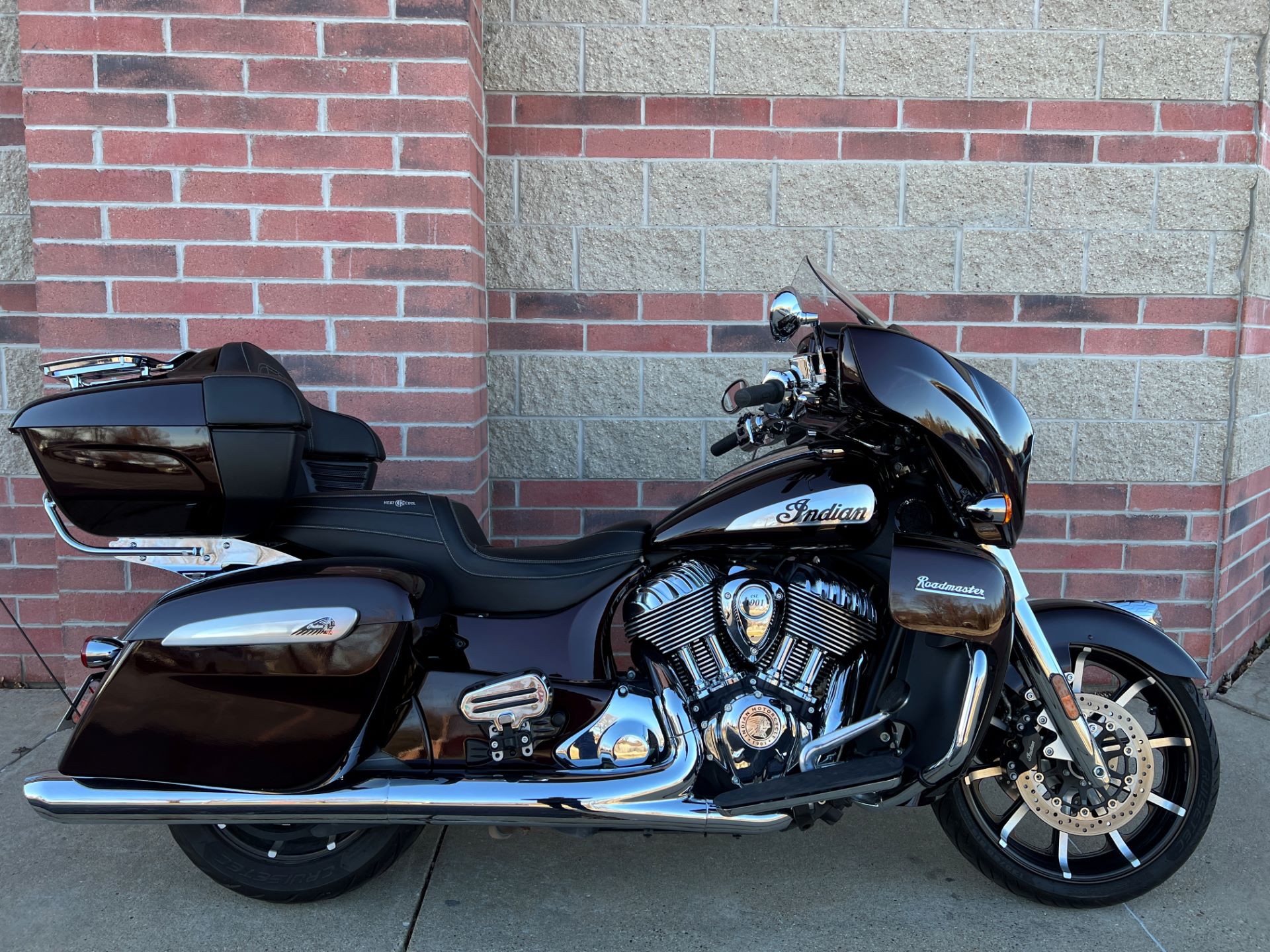 2021 Indian Roadmaster® Limited in Muskego, Wisconsin - Photo 1
