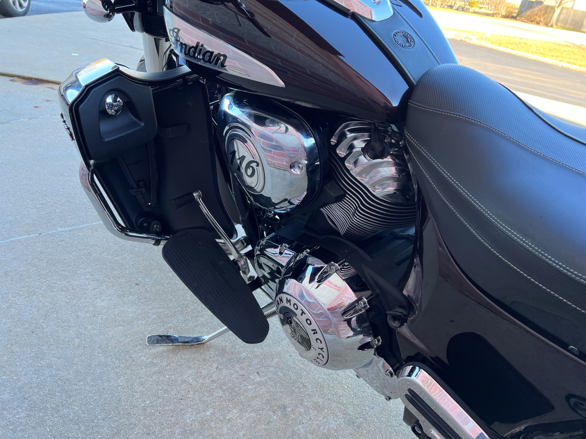2021 Indian Roadmaster® Limited in Muskego, Wisconsin - Photo 13