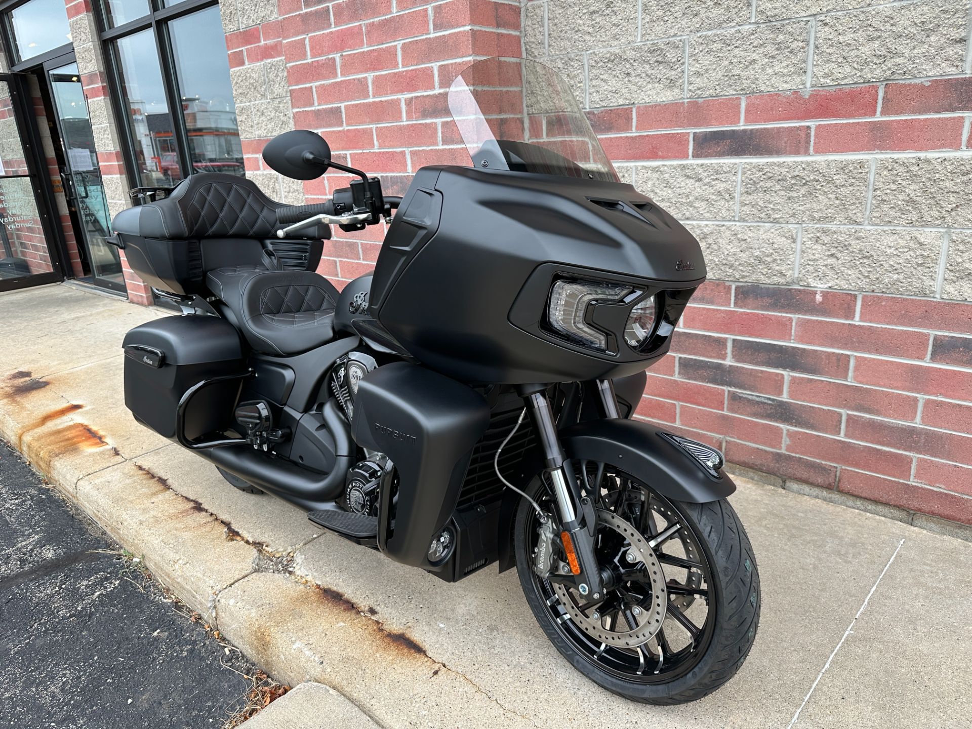 2023 Indian Motorcycle Pursuit® Dark Horse® with Premium Package in Muskego, Wisconsin - Photo 2
