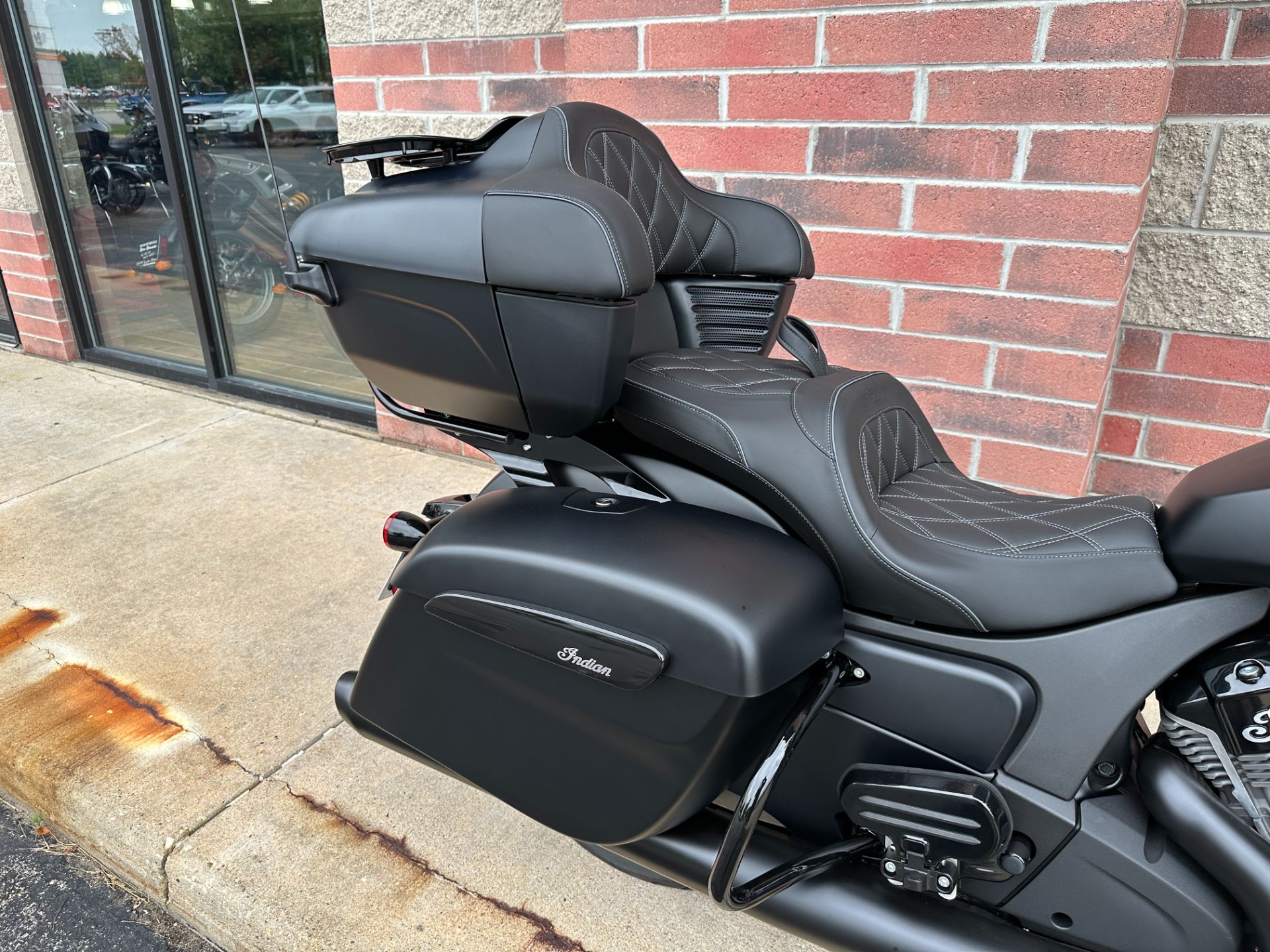 2023 Indian Motorcycle Pursuit® Dark Horse® with Premium Package in Muskego, Wisconsin - Photo 8