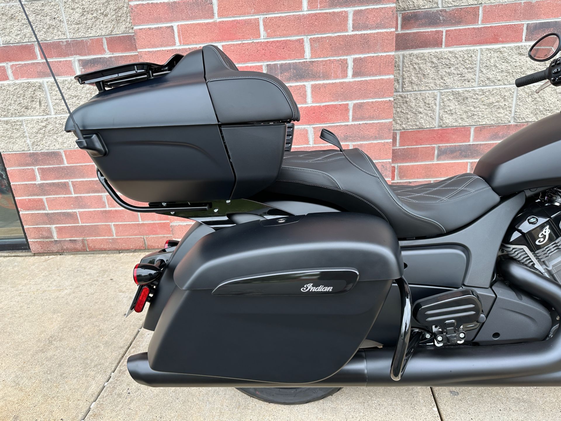 2023 Indian Motorcycle Pursuit® Dark Horse® with Premium Package in Muskego, Wisconsin - Photo 9