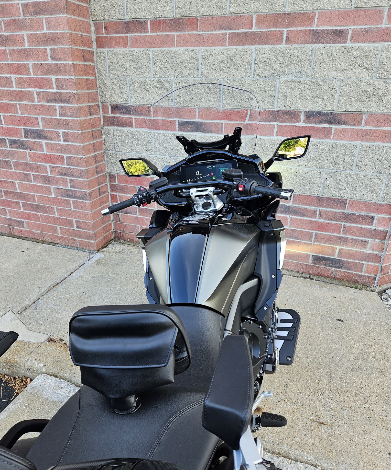 2023 BMW K 1600 Grand America in Muskego, Wisconsin - Photo 23