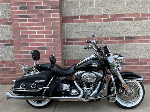 2010 Harley-Davidson Road King® Classic in Muskego, Wisconsin - Photo 1