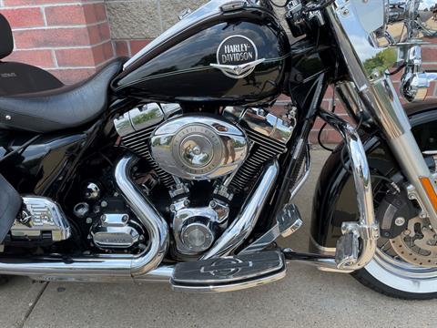 2010 Harley-Davidson Road King® Classic in Muskego, Wisconsin - Photo 5