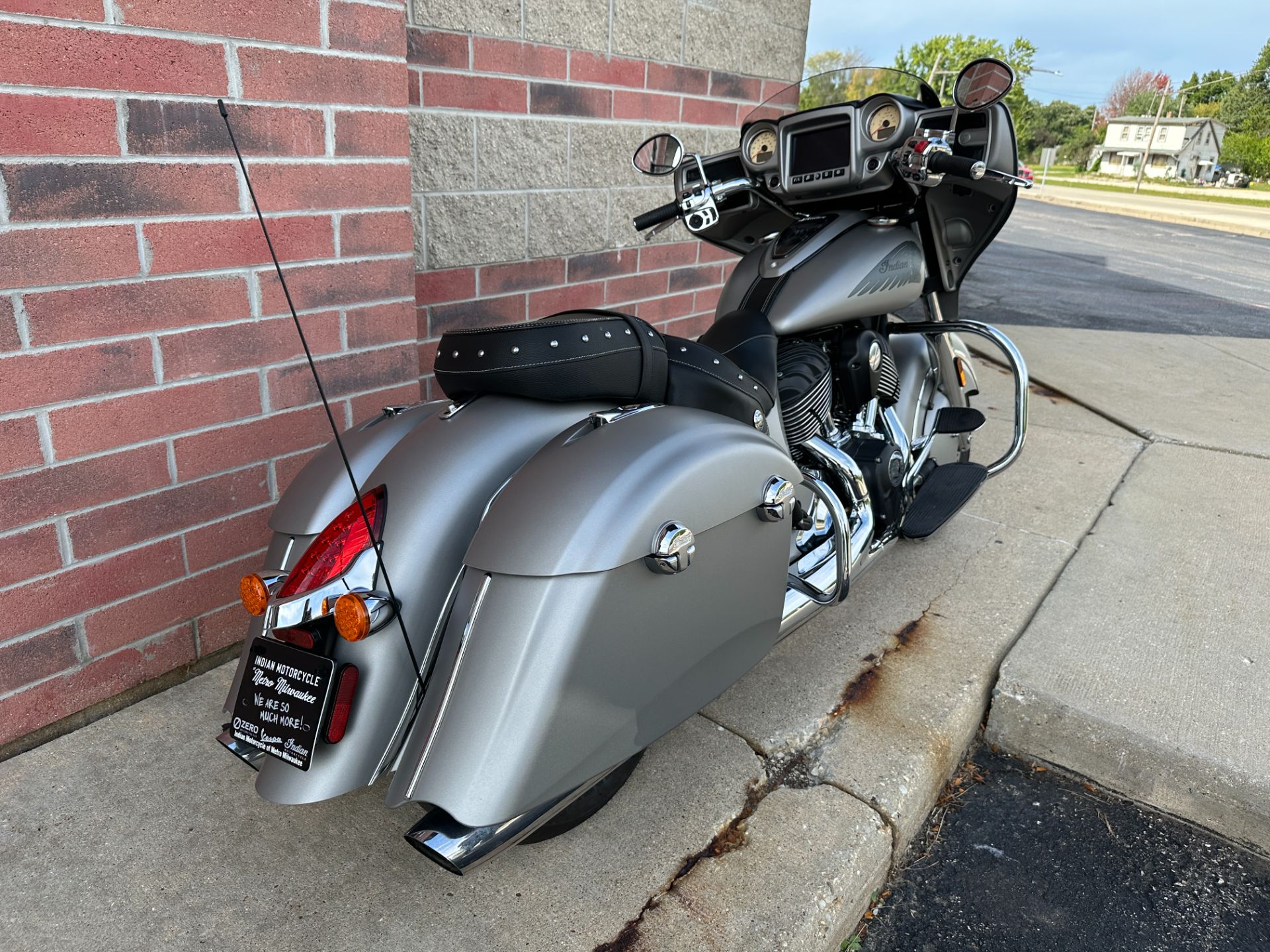 2017 Indian Chieftain® in Muskego, Wisconsin - Photo 10