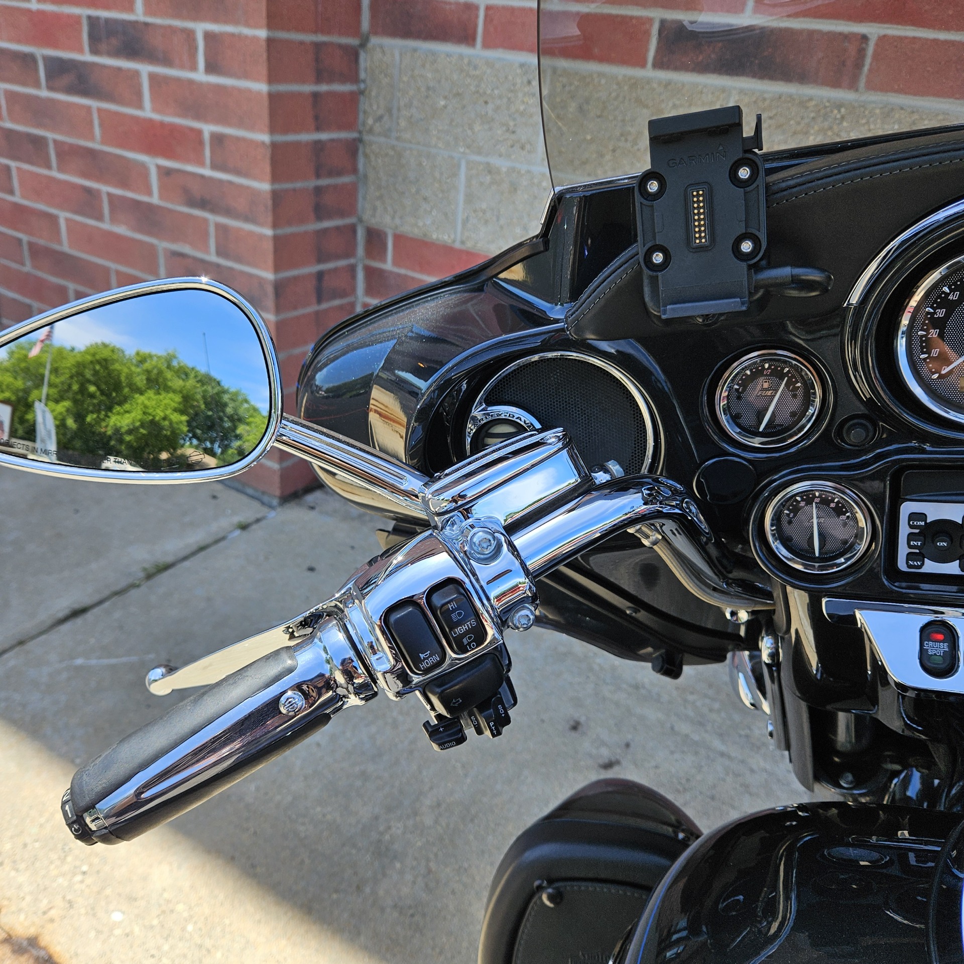 2013 Harley-Davidson CVO™ Ultra Classic® Electra Glide® in Muskego, Wisconsin - Photo 22