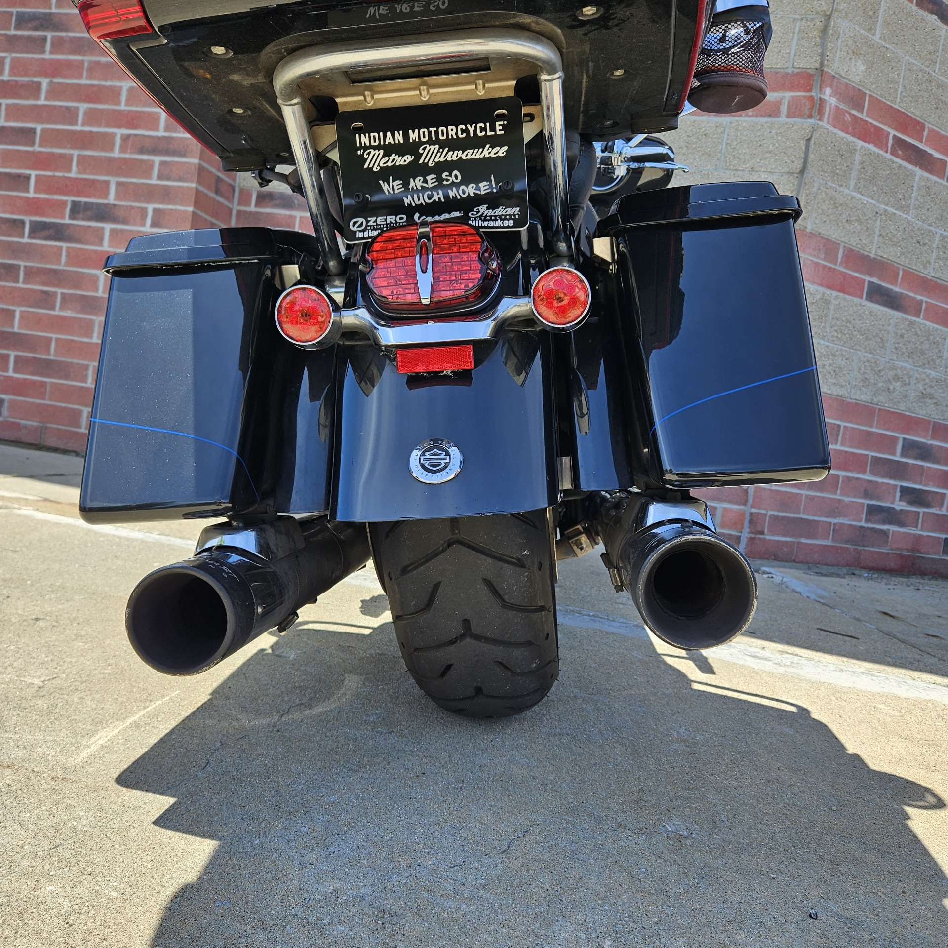 2013 Harley-Davidson CVO™ Ultra Classic® Electra Glide® in Muskego, Wisconsin - Photo 4