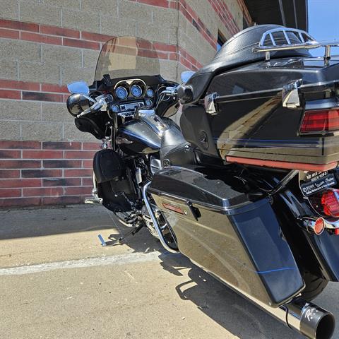 2013 Harley-Davidson CVO™ Ultra Classic® Electra Glide® in Muskego, Wisconsin - Photo 5