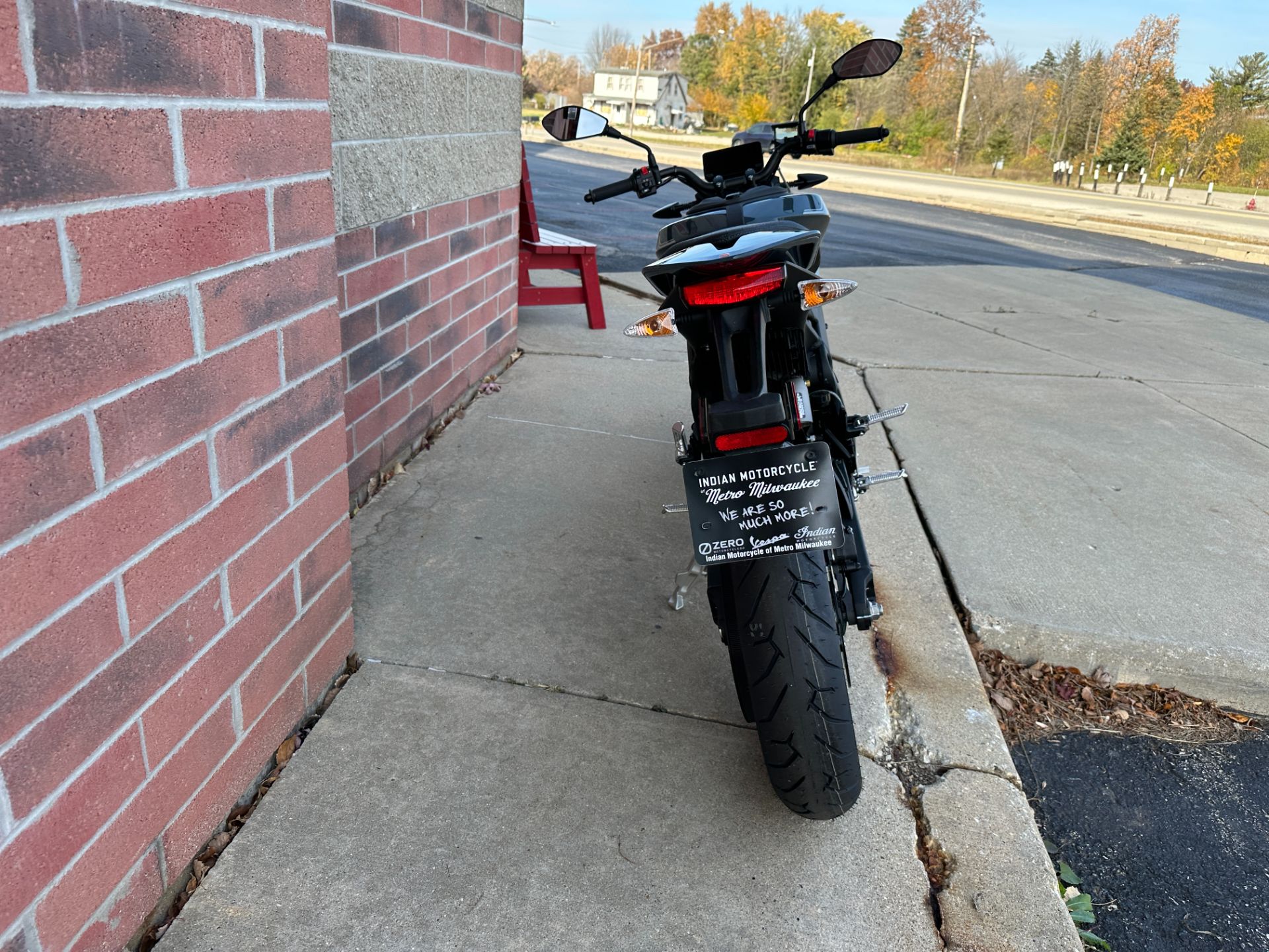 2023 Zero Motorcycles S ZF7.2 in Muskego, Wisconsin - Photo 9