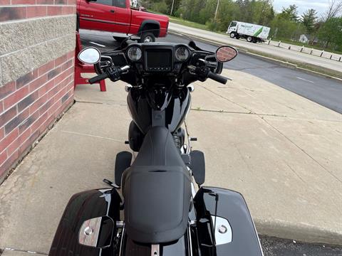 2021 Indian Chieftain® in Muskego, Wisconsin - Photo 10