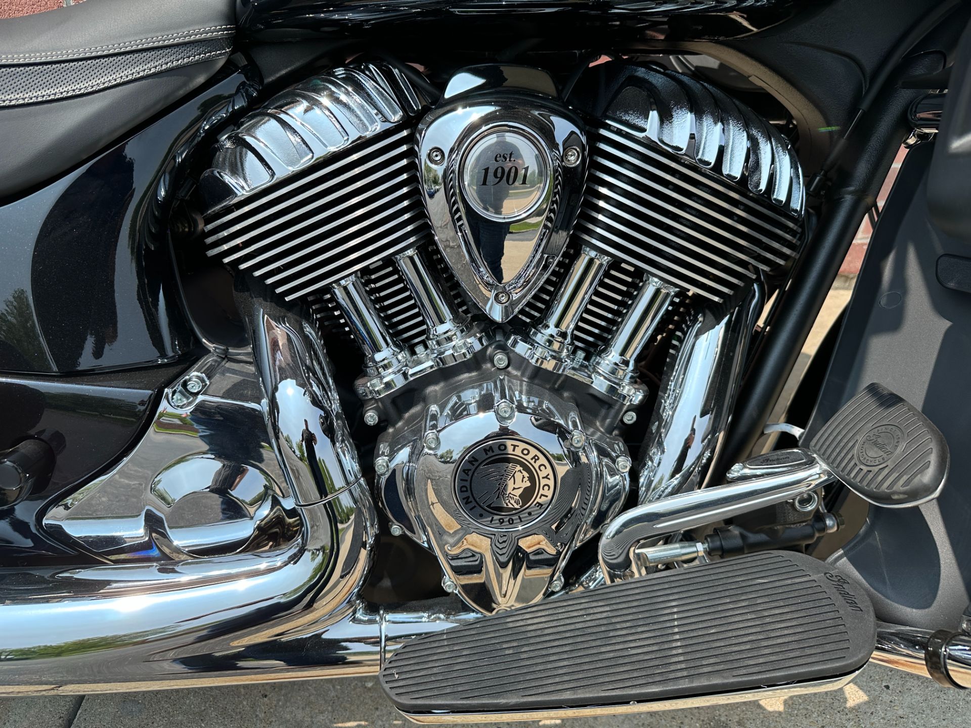 2023 Indian Motorcycle Roadmaster® Limited in Muskego, Wisconsin - Photo 6